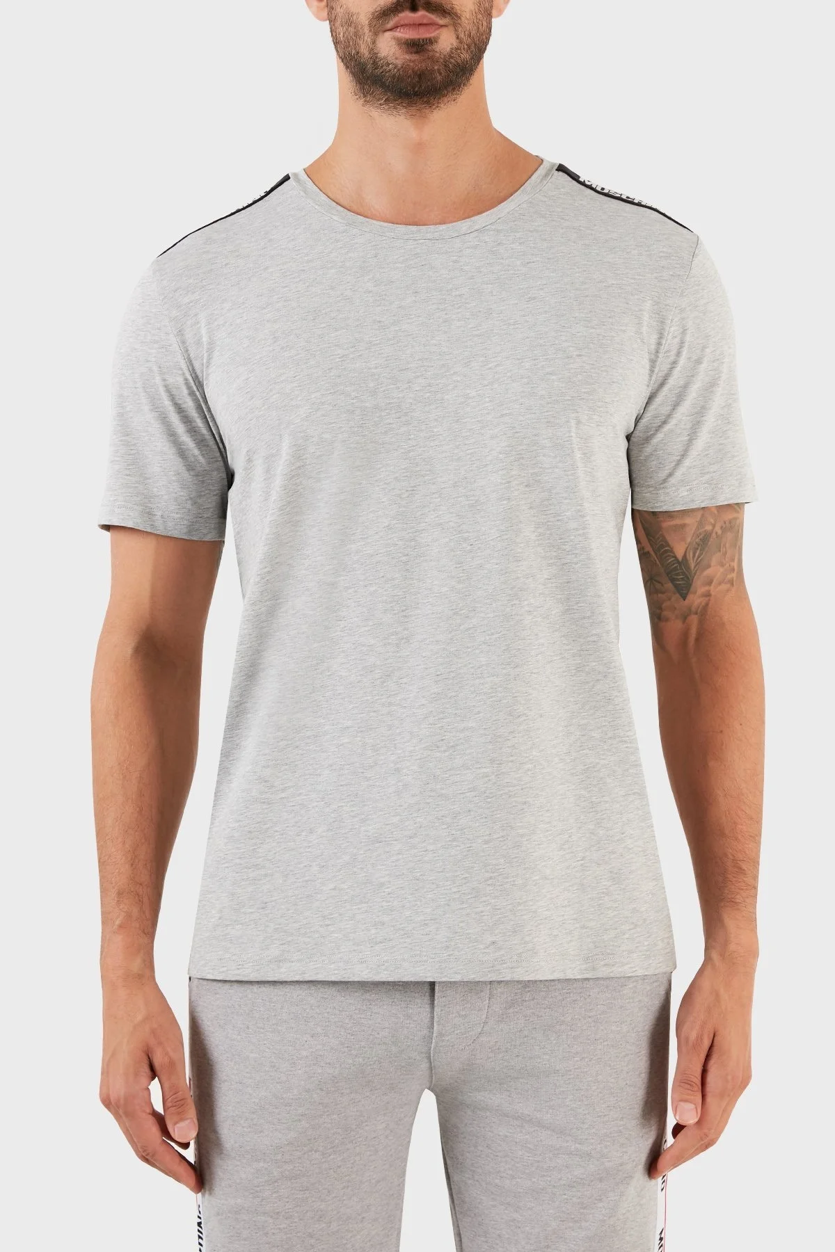 Moschino Logolu Regular Fit Bisiklet Yaka Pamuklu Erkek T Shirt A1921 8136 0489 GRİ - 1