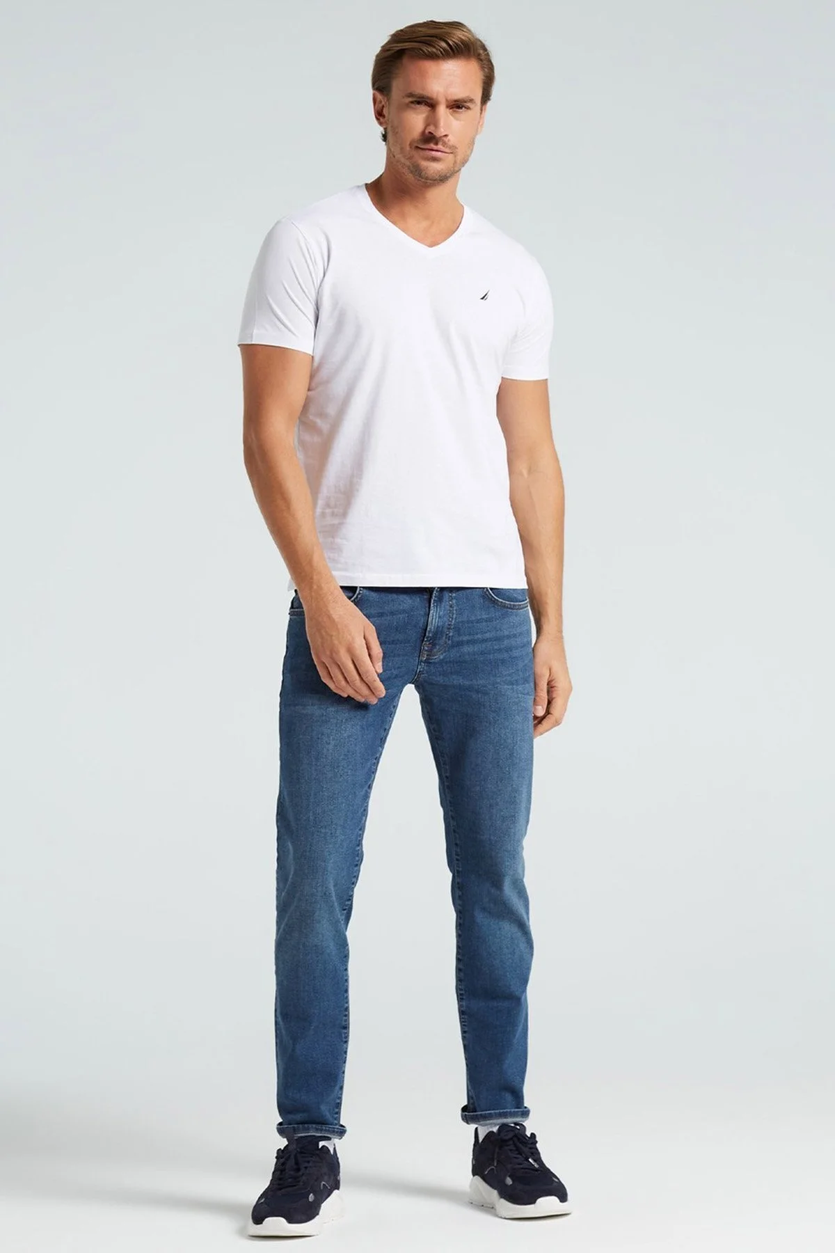 Nautica % 100 Pamuk Standart Fit V Yaka Erkek T Shirt V35525T 1BW BEYAZ - 2