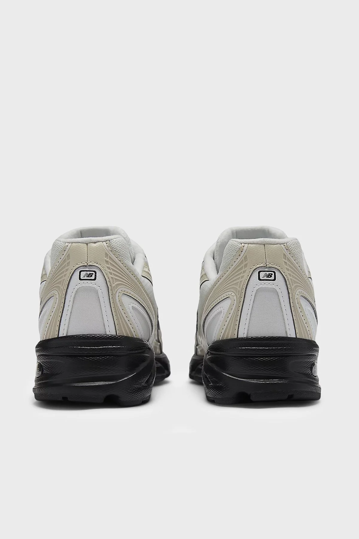 New Balance Logolu Sneaker Unisex Ayakkabı U7404OO Beyaz-bej-siyah - 5