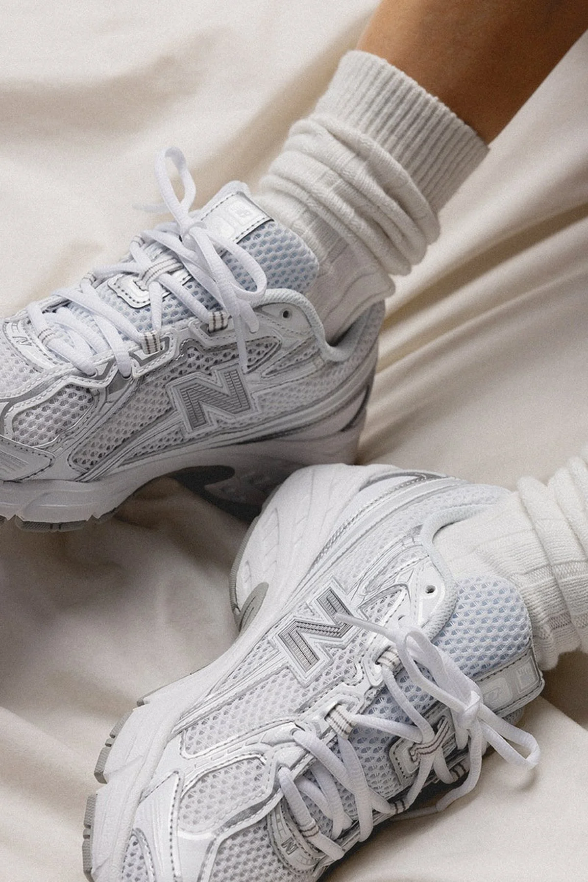 New Balance Logolu Sneaker Unisex Ayakkabı U740WM2 BEYAZ-GÜMÜŞ - 2