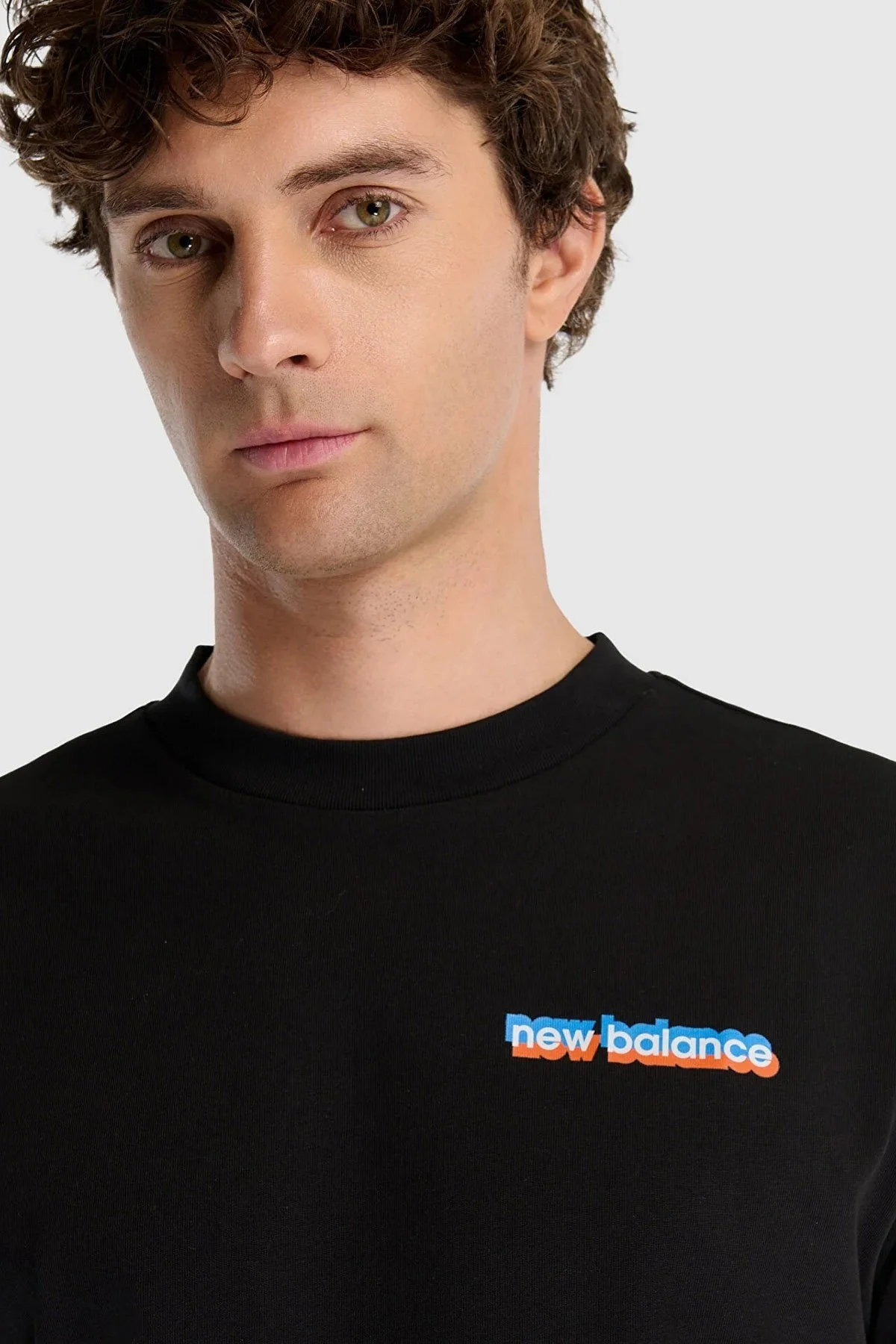 New Balance NB Lifestyle Pamuklu Comfort Fit Sırt Basklı Erkek T Shirt MNT1533BK SİYAH - 9