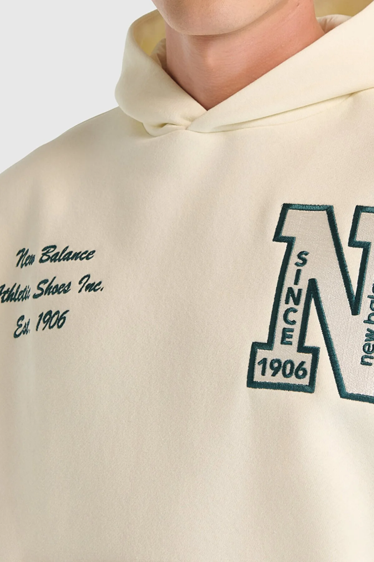 New Balance NB Lifestyle Pamuklu Oversize Logolu Kapüşonlu Unisex Sweat 0UNH3534SST BEJ - 4