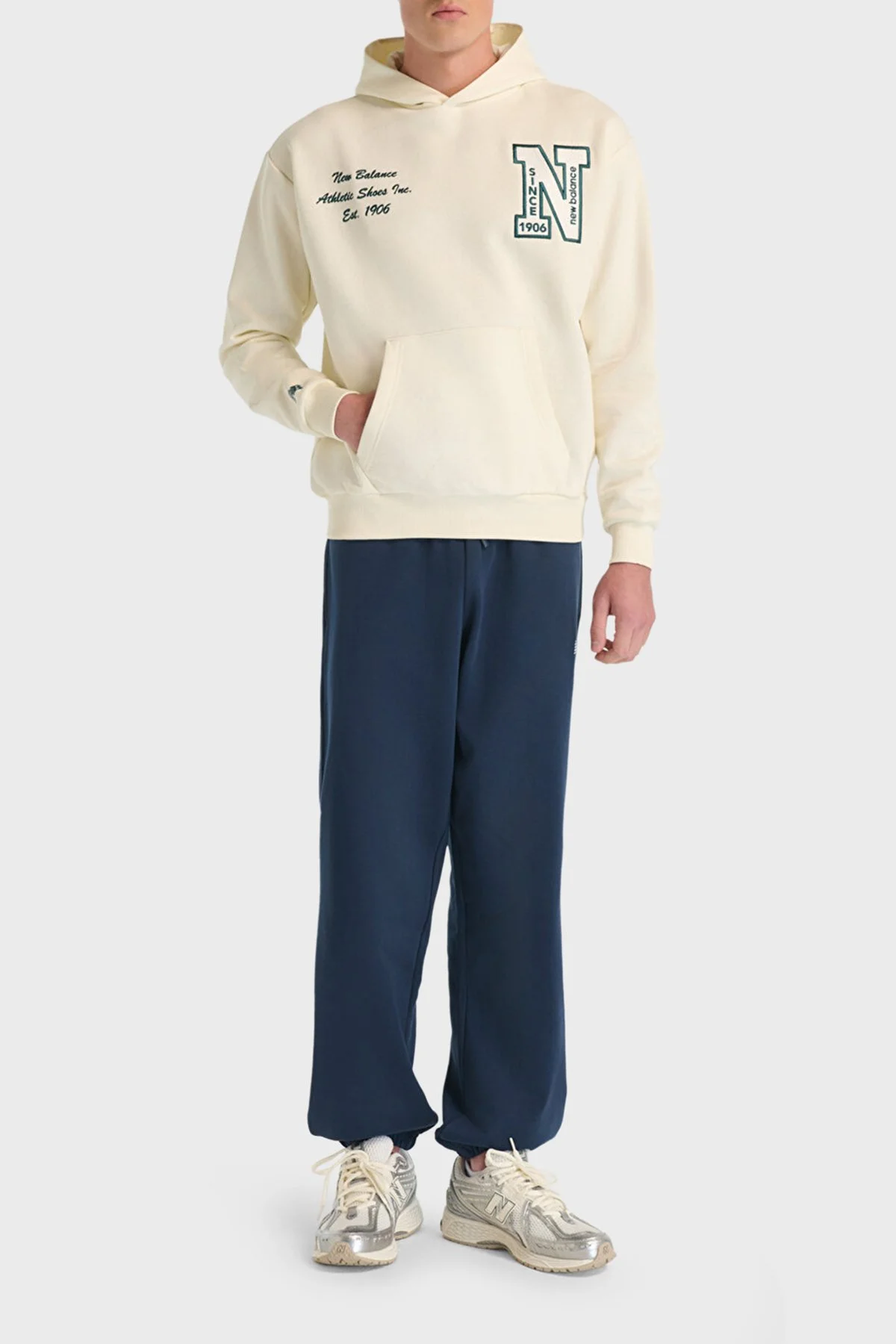 New Balance NB Lifestyle Pamuklu Oversize Logolu Kapüşonlu Unisex Sweat 0UNH3534SST BEJ - 2