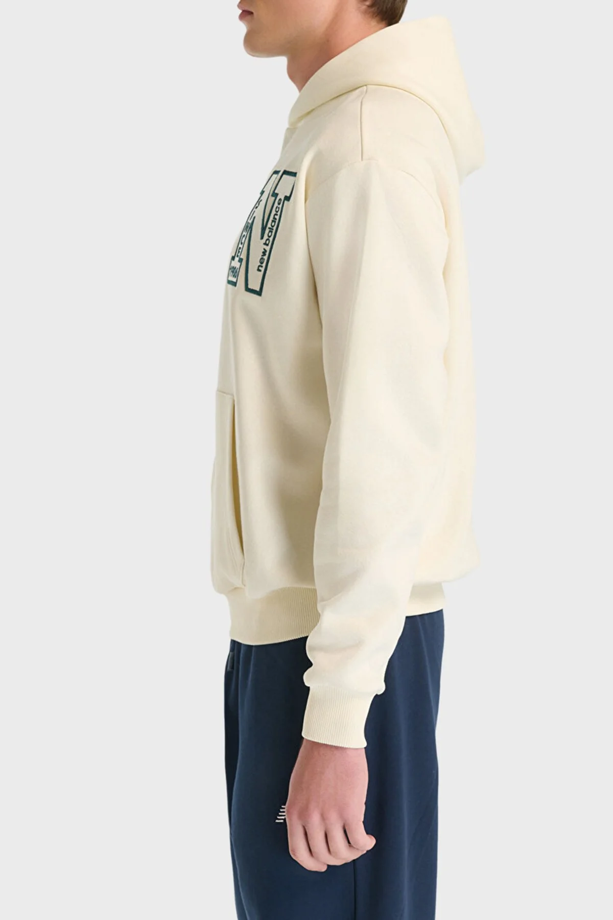 New Balance NB Lifestyle Pamuklu Oversize Logolu Kapüşonlu Unisex Sweat 0UNH3534SST BEJ - 3