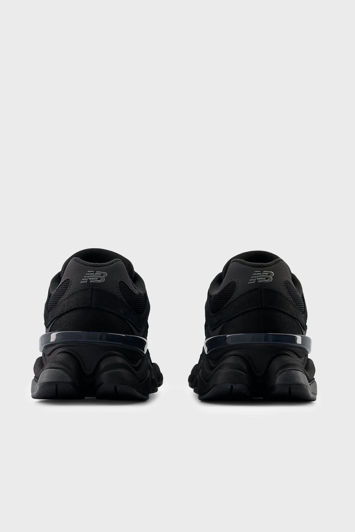 New Balance Süet Detaylı Sneaker Unisex Ayakkabı U9060ZGE Siyah - 5