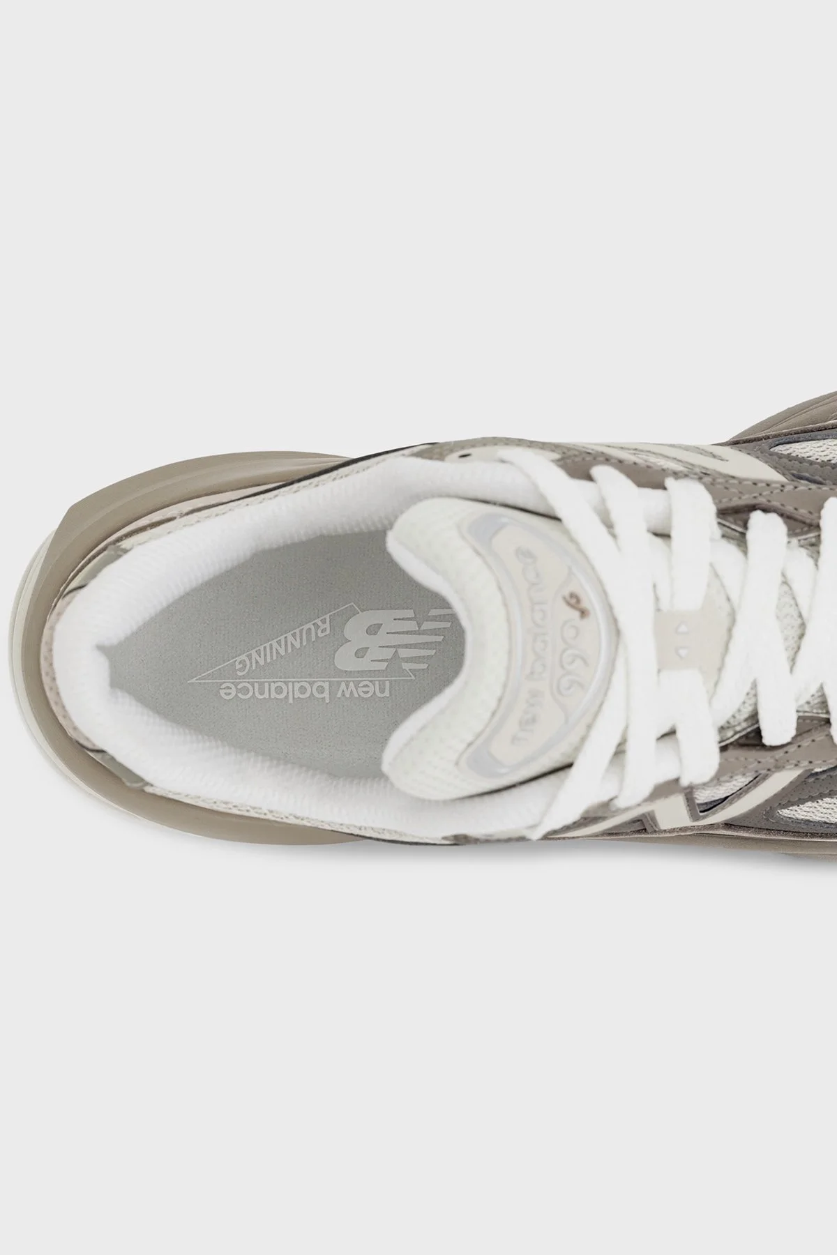 New Balance Süet Logolu Bağcıklı Sneaker Erkek Ayakkabı U990SG6 SÜTLÜ KAHVE - 6