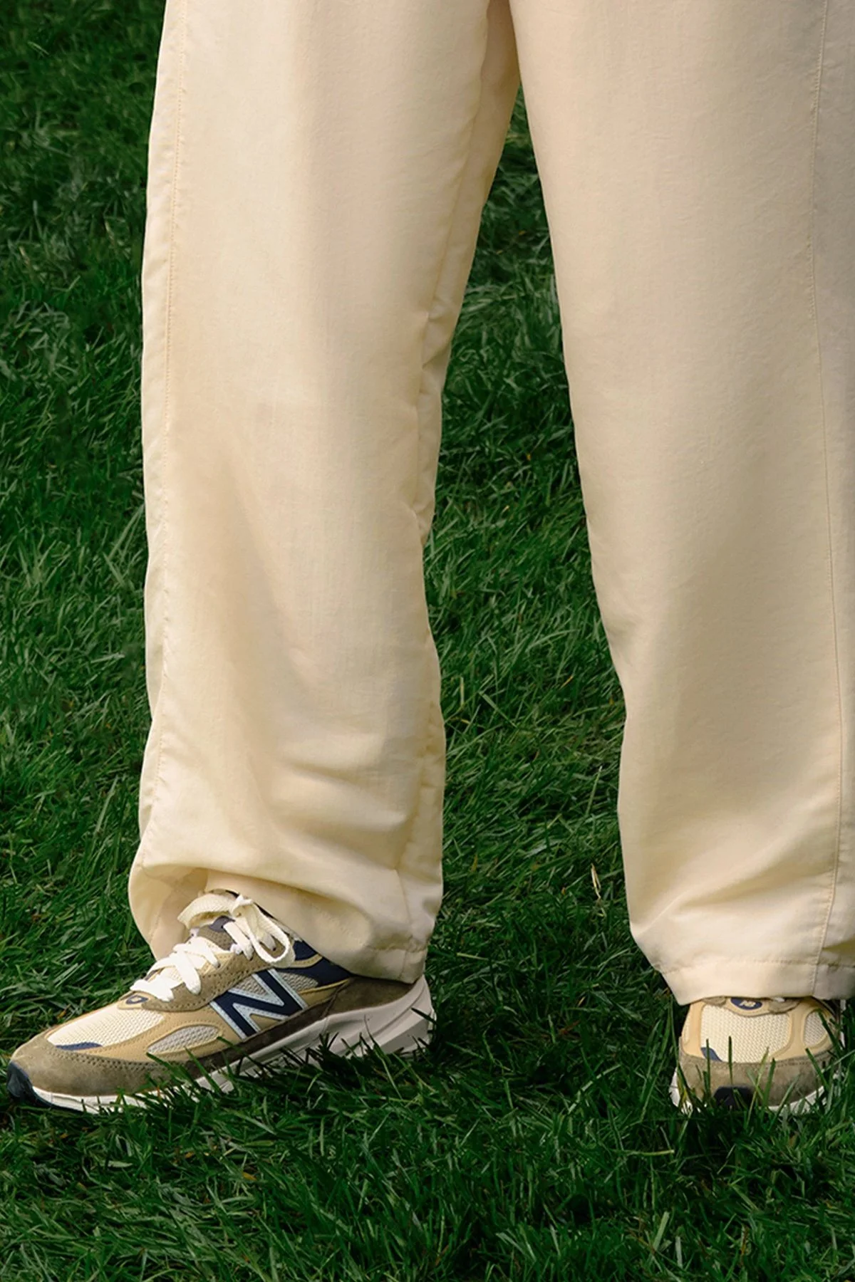 New Balance Süet Logolu Bağcıklı Sneaker Erkek Ayakkabı U990WO6 HAKİ-BEJ - 6