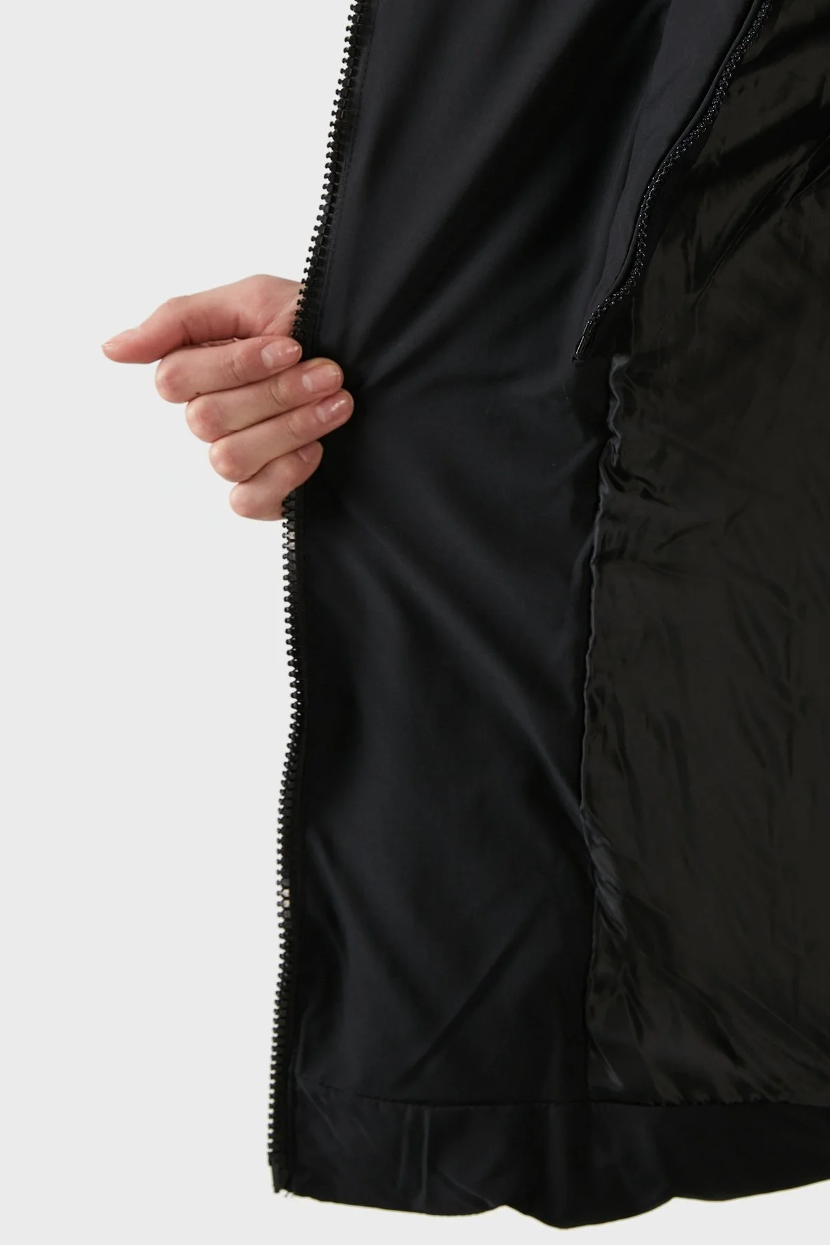 Norway Geographical Rüzgara ve Suya Dayanıklı Kapüşonlu Bayan Parka CHAYA SİYAH - 6