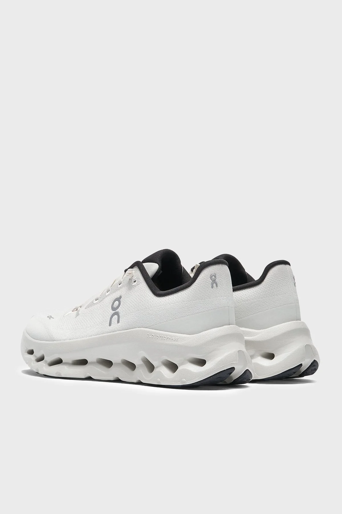 On Logolu Sneaker Bayan Ayakkabı 3WE10052531 BEYAZ - 4