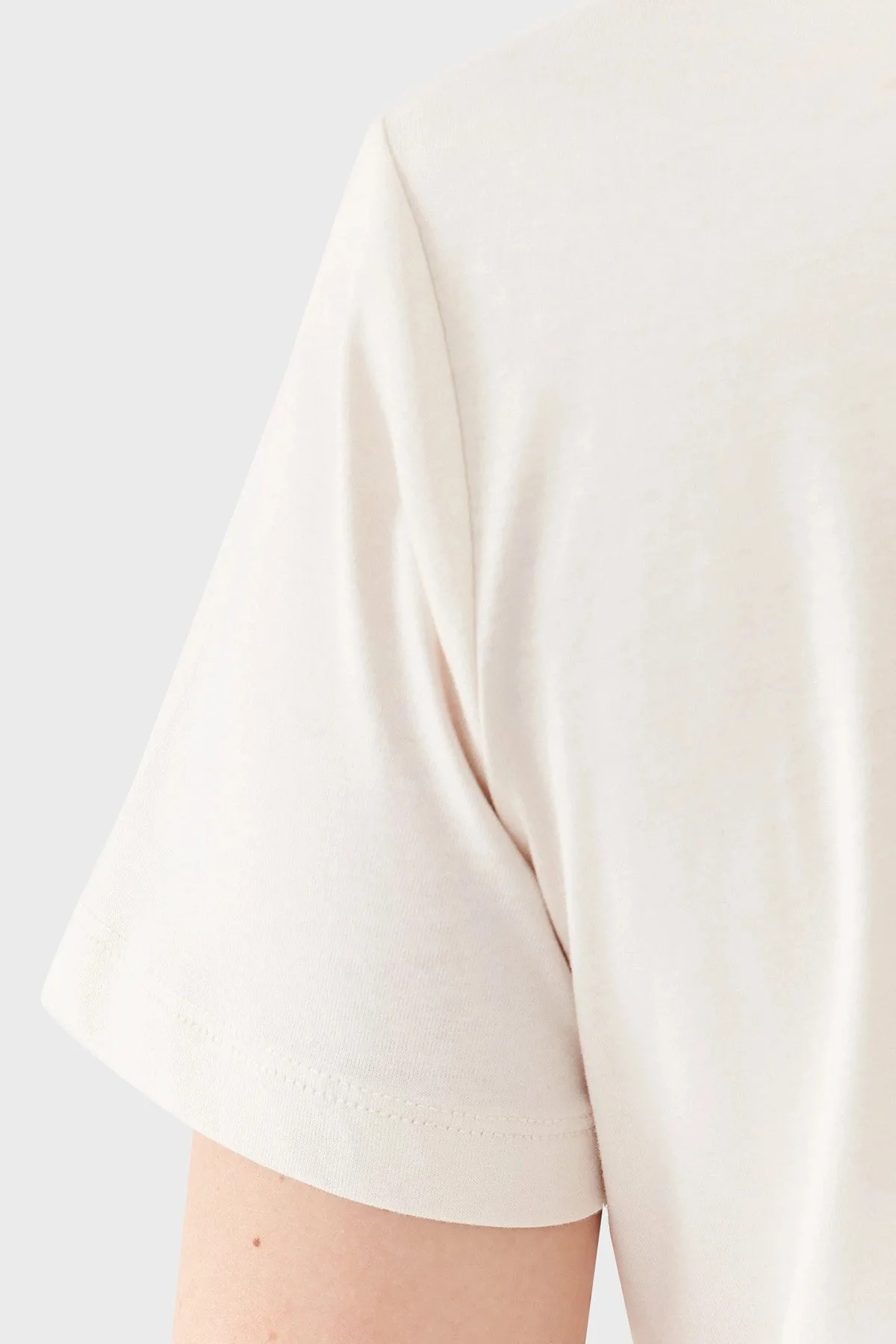 Pinko % 100 Pamuk Taş İşleme Motifli Regular Fit Bayan T Shirt 100535 A15D N96 BEJ - 5
