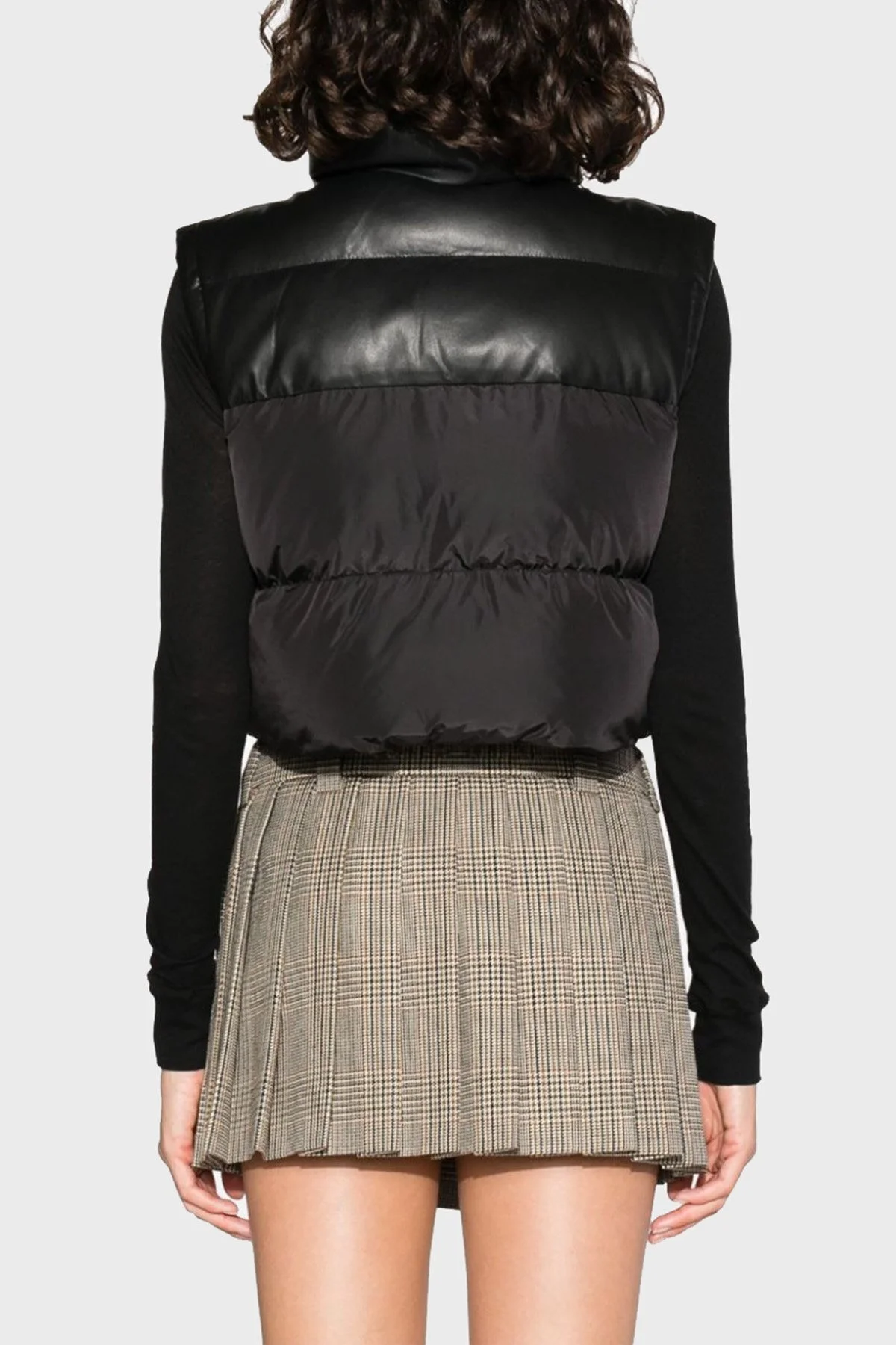 Pinko Düğmeli ve Fermuarlı Cepli Regular Fit Şişme Bayan Yelek 101734 A11P Z99 SİYAH - 7