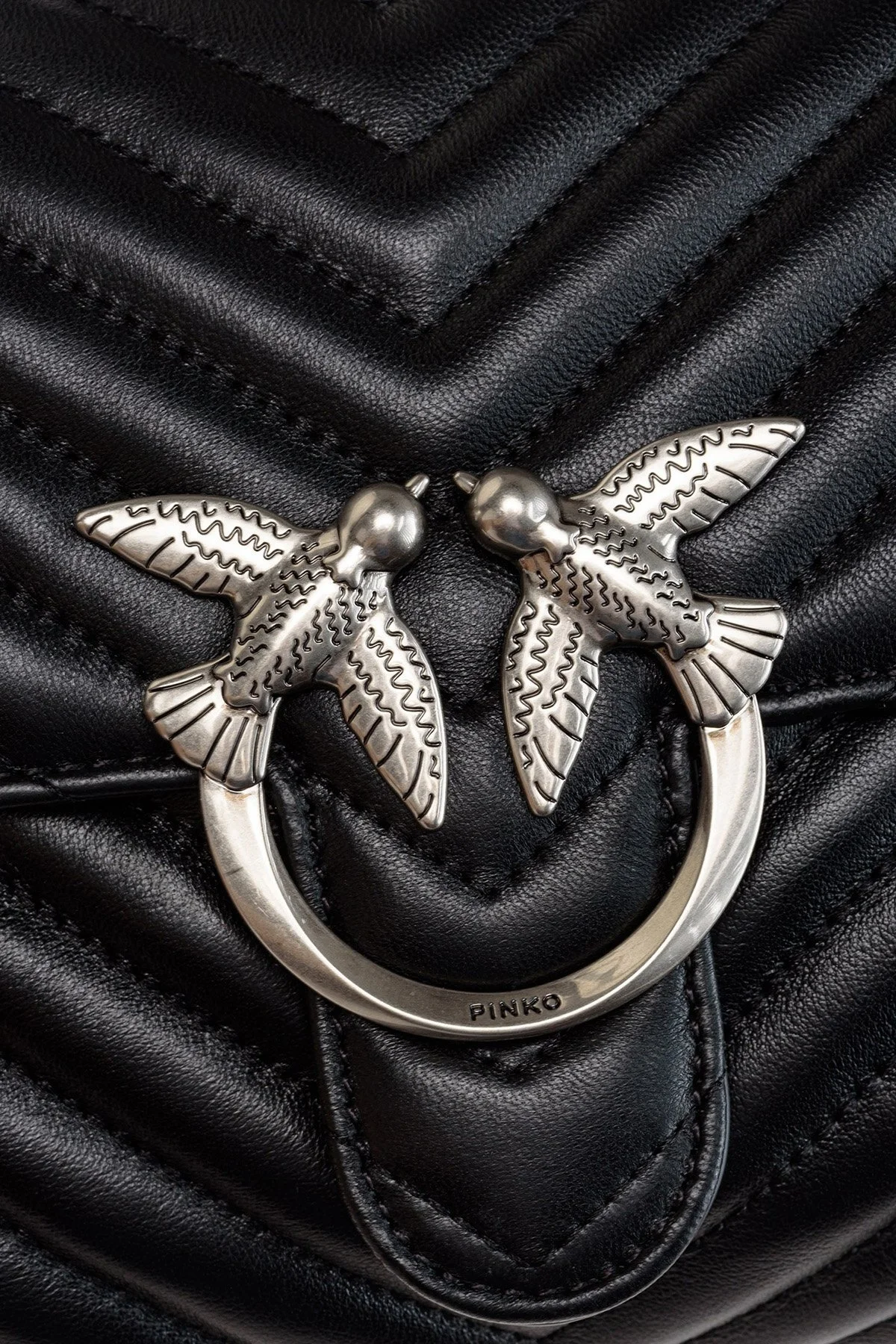 Pinko Logolu Çıkarılabilir Zincir Askılı % 100 Deri Bayan Çanta 1P22UM A03Z Z99O SİYAH - 6