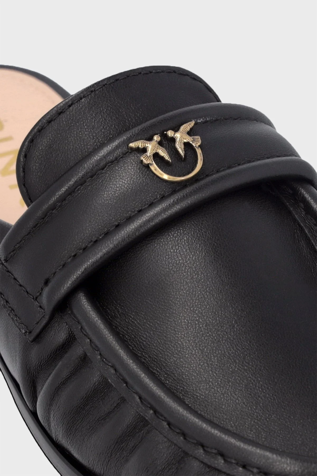 Pinko Logolu Hakiki Deri Burnu Kapalı Bayan Terlik SD0351 P003 Z99 SİYAH - 12