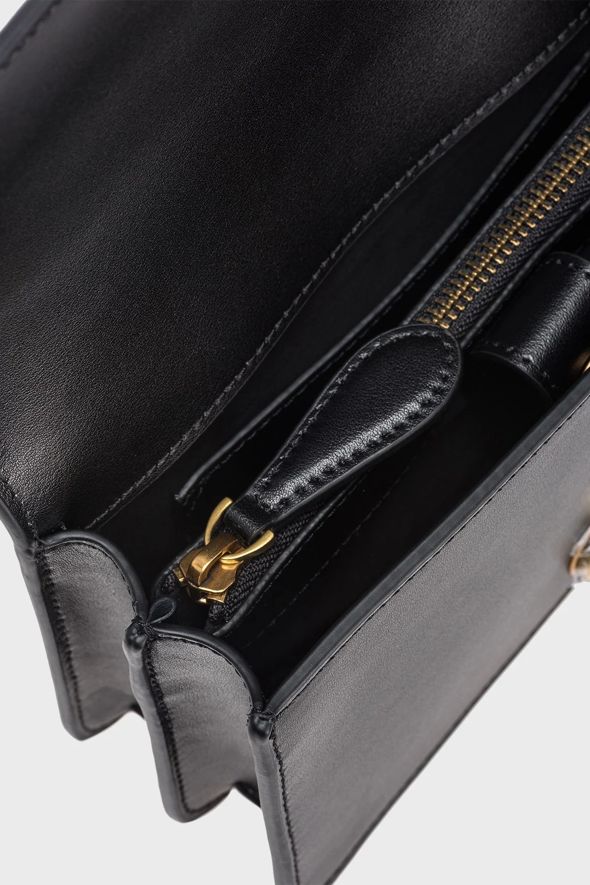 Pinko Logolu Zincir Askılı Deri Bayan Çanta 100059 A0GY Z99Q SİYAH - 6