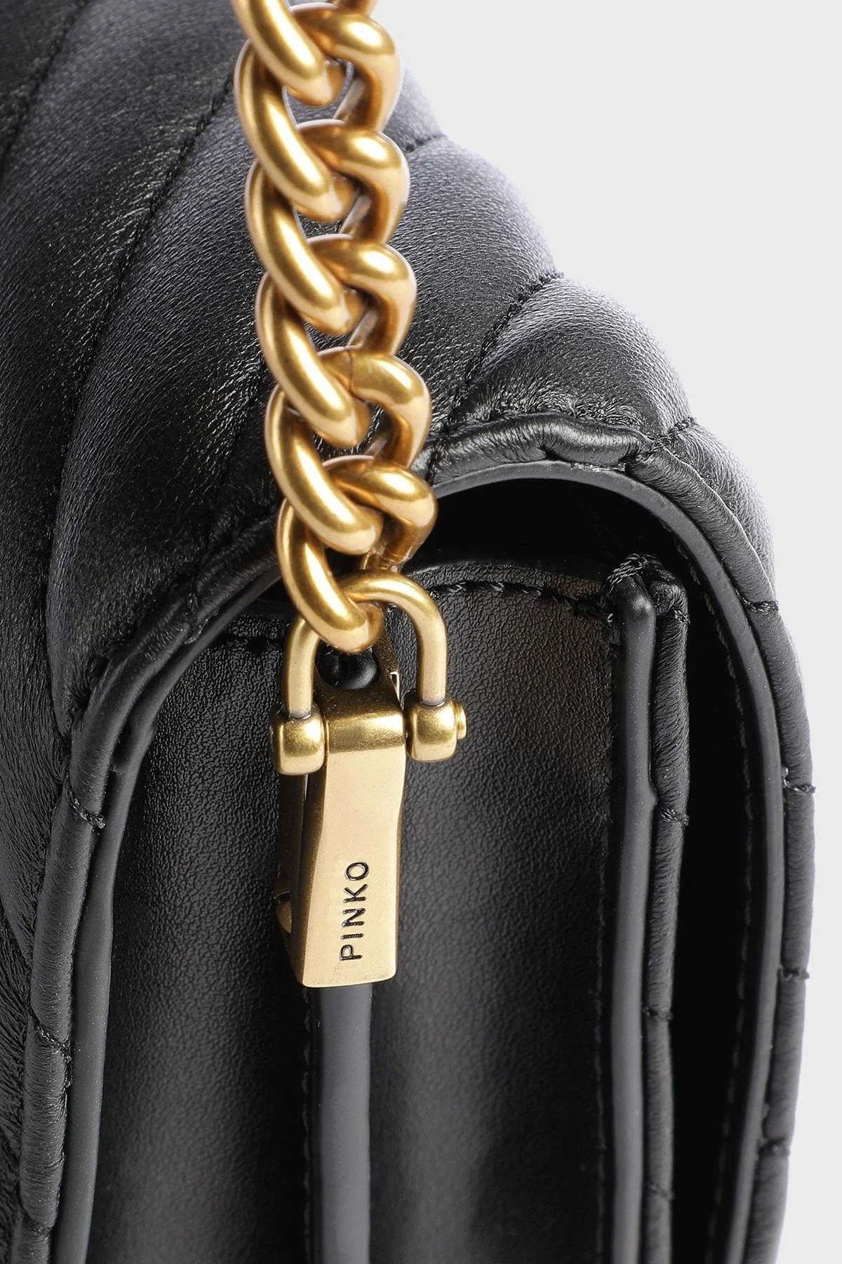 Pinko Logolu Zincir Askılı Hakiki Deri Bayan Çanta 100067 A0GK Z99Q SİYAH - 5