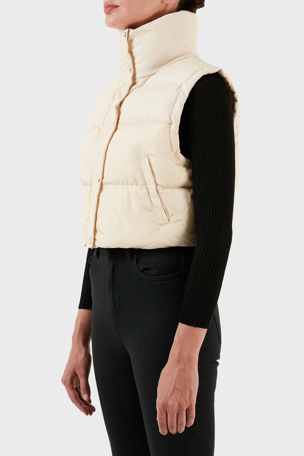 Pinko Regular Fit Dik Yaka Şişme Crop Kadın Yelek 101734 A11P C16 BEJ - 4