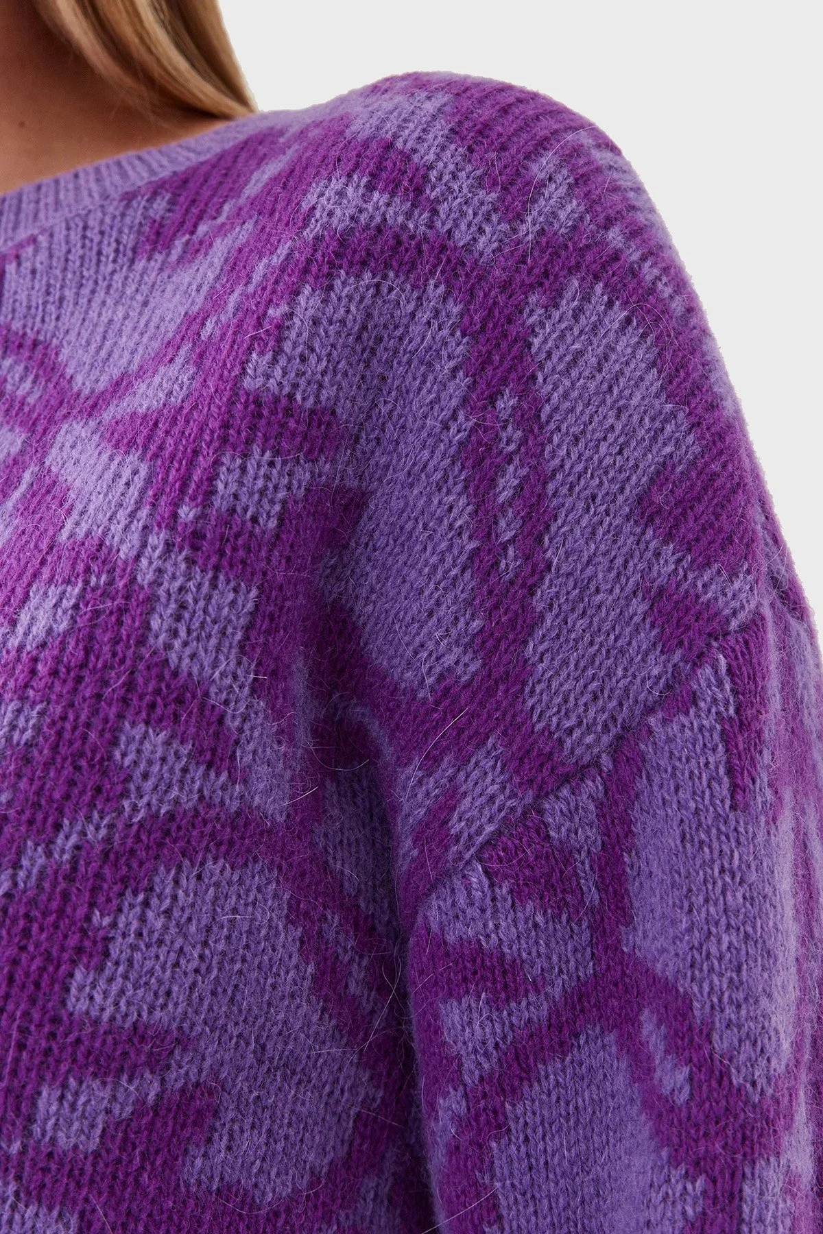 Pinko Yünlü Logo Desenli Regular Fit Bayan Kazak 101574 A11F JY1 MOR - 5