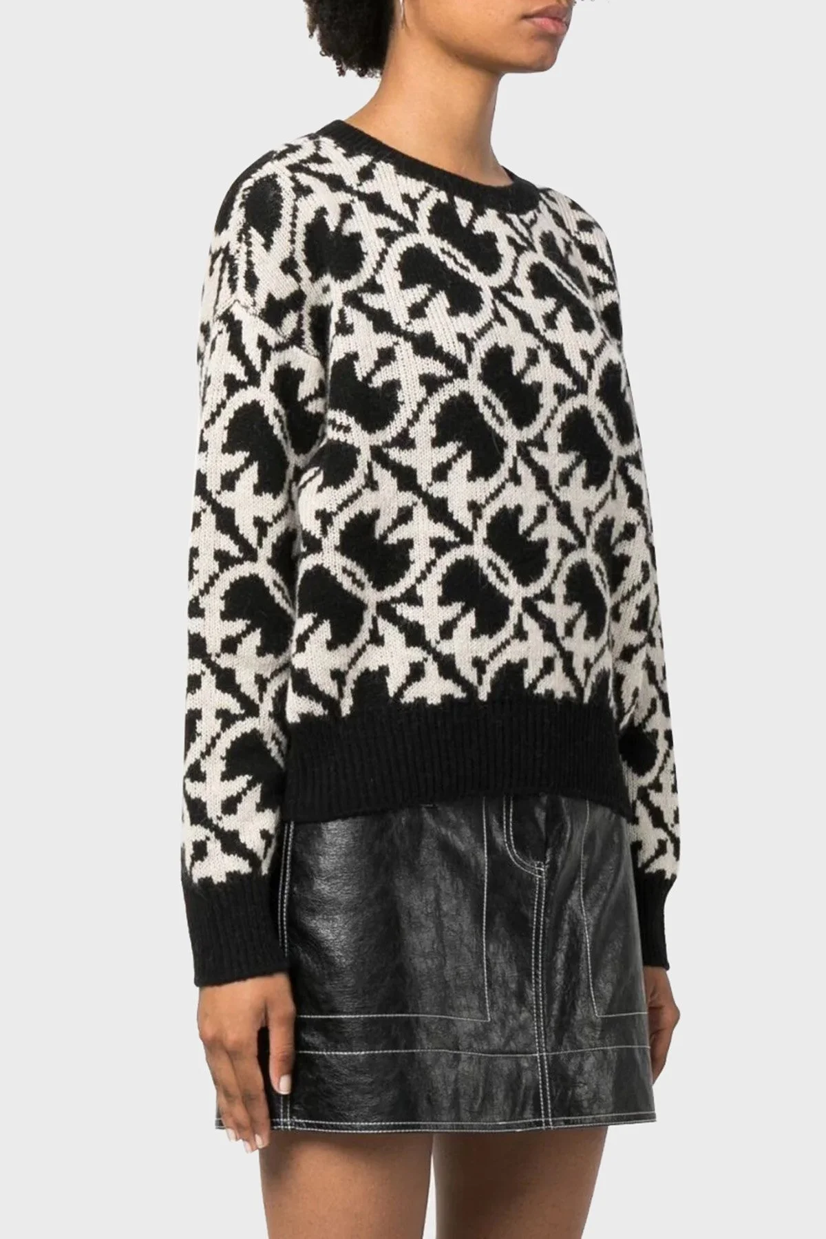 Pinko Yünlü Logo Desenli Regular Fit Bayan Kazak 101574 A11F ZB2 SİYAH-BEYAZ - 3