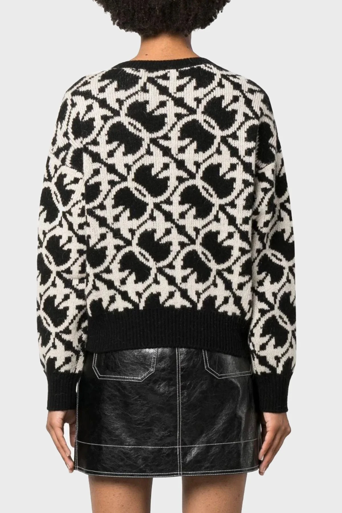 Pinko Yünlü Logo Desenli Regular Fit Bayan Kazak 101574 A11F ZB2 SİYAH-BEYAZ - 4
