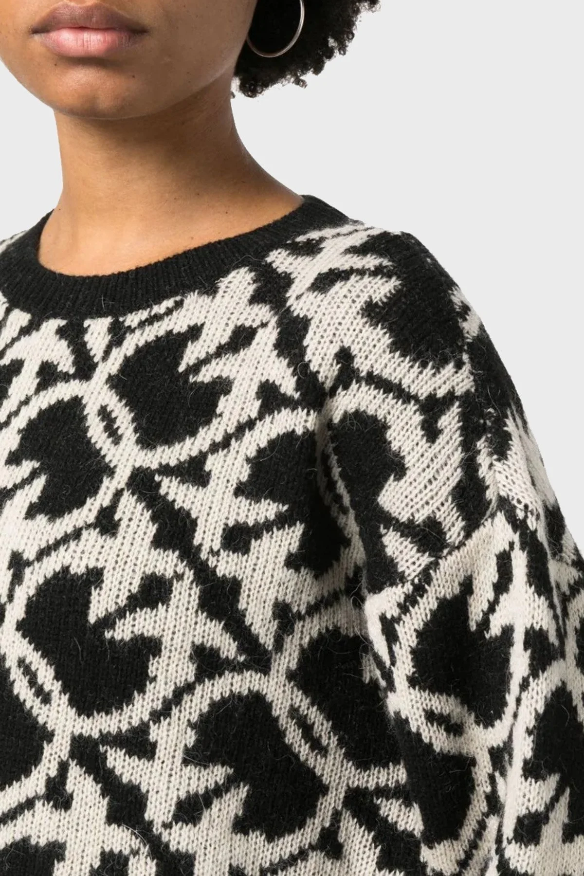 Pinko Yünlü Logo Desenli Regular Fit Bayan Kazak 101574 A11F ZB2 SİYAH-BEYAZ - 5