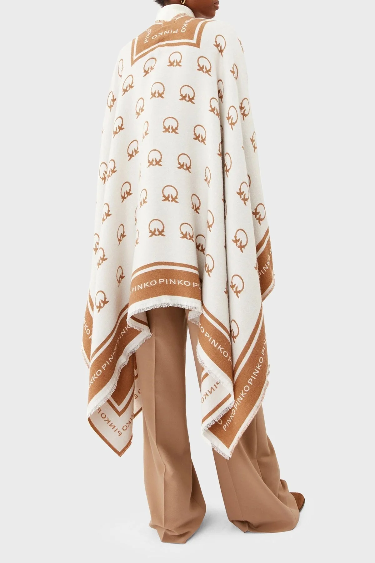 Pinko Yünlü Logo Desenli Standart Fit Bayan Panço 101557 A0CJ ZCA BEYAZ-CAMEL - 2