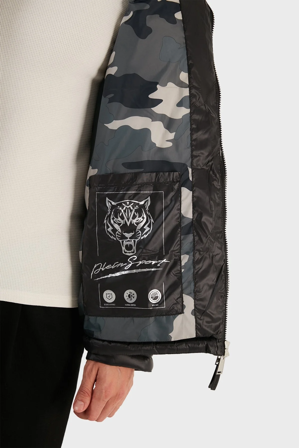 Plein Sport Logolu Çıkarılabilir Kol Detaylı Yalıtımlı Dik Yaka Erkek Mont UPPS10799 SİYAH - 6