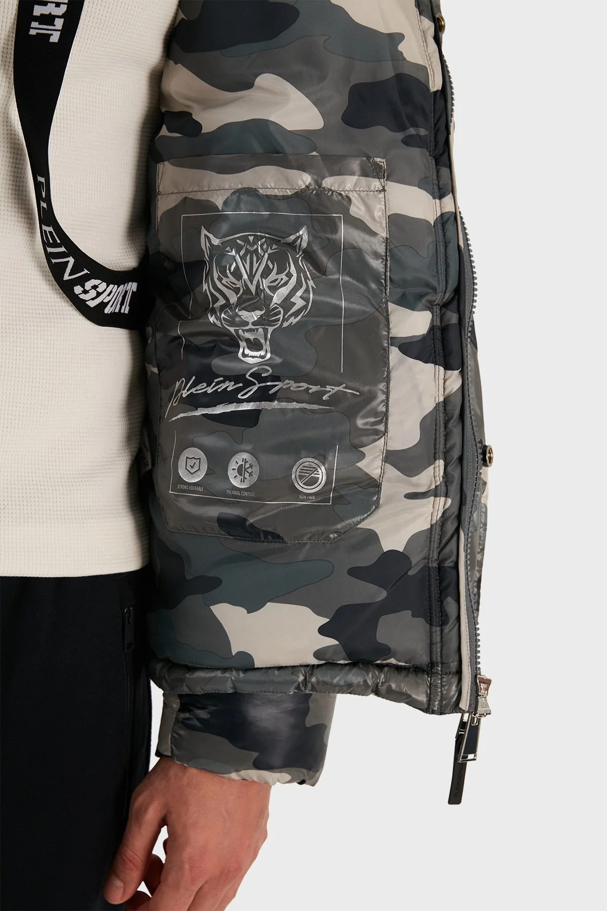 Plein Sport Logolu Kamuflaj Desenli Yalıtımlı Çıkarılabilir Kapüşonlu Erkek Mont UPPS10232 HAKİ - 5