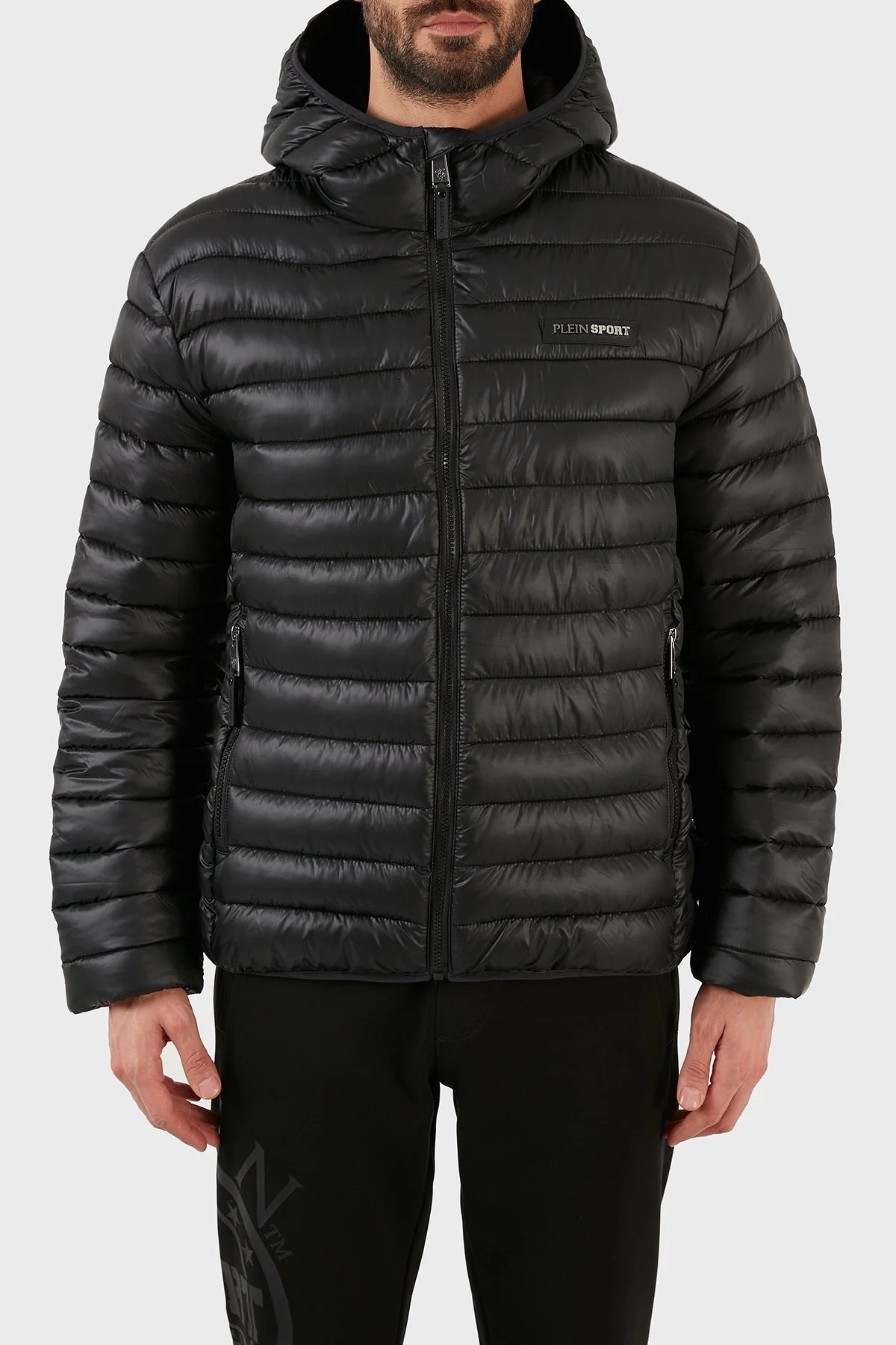 Plein Sport Logolu Yalıtımlı Kapüşonlu Şişme Erkek Mont UPPS10399 SİYAH - 1