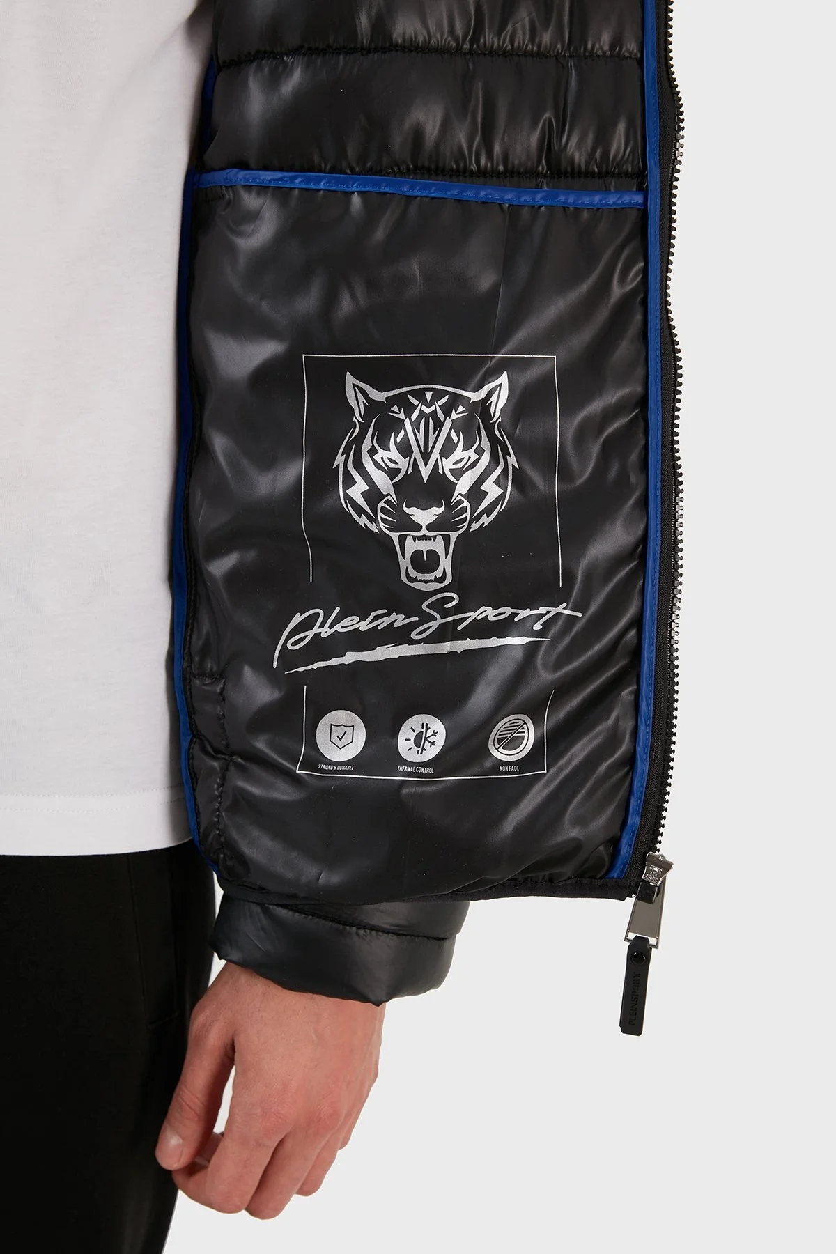 Plein Sport Logolu Yalıtımlı Kapüşonlu Şişme Erkek Mont UPPS10399 SİYAH - 5