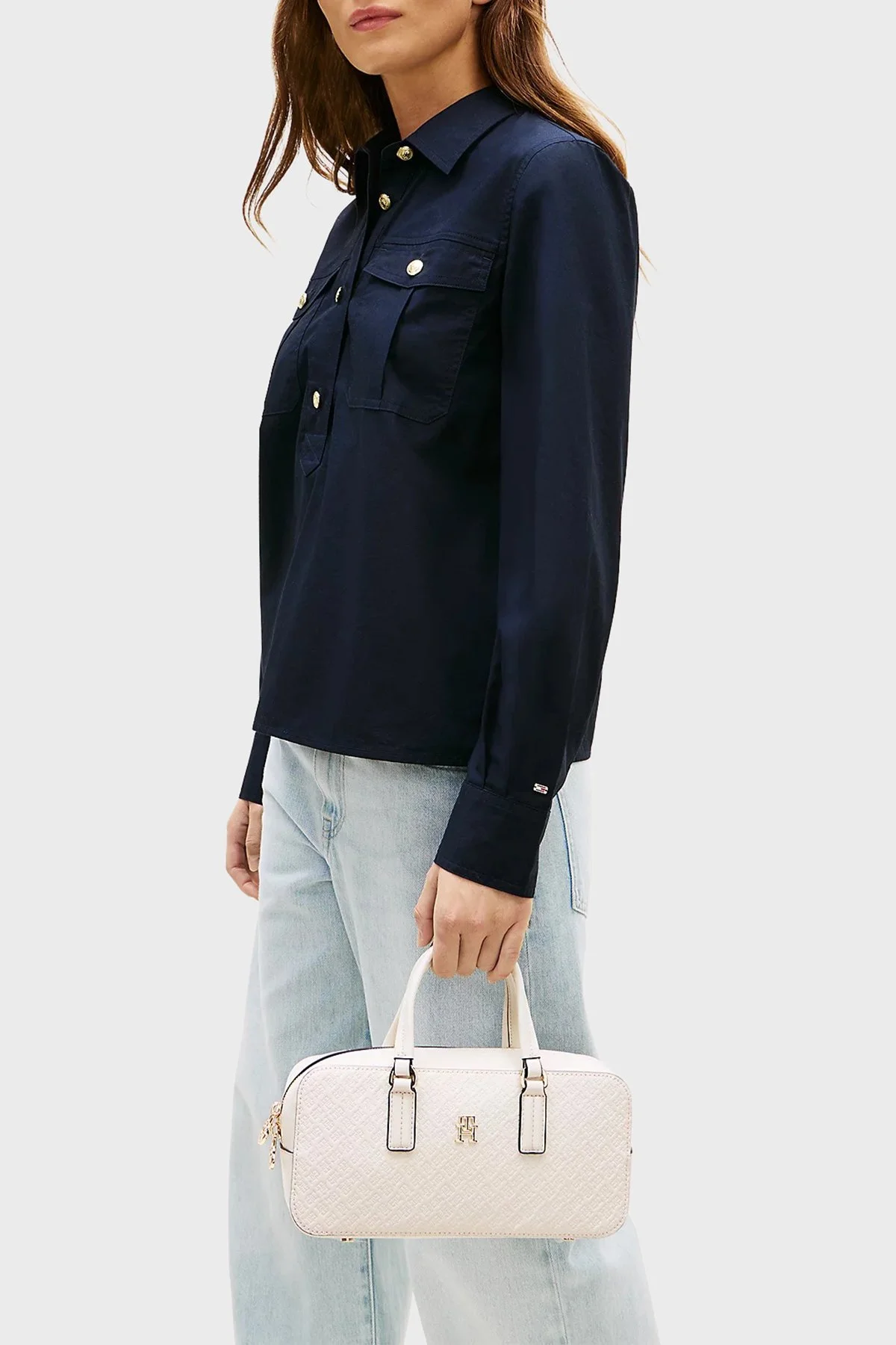 Tommy Hilfige Logolu Çıkarılabilir Askılır Kadın Çanta AW0AW18415 AEO BEJ - 2