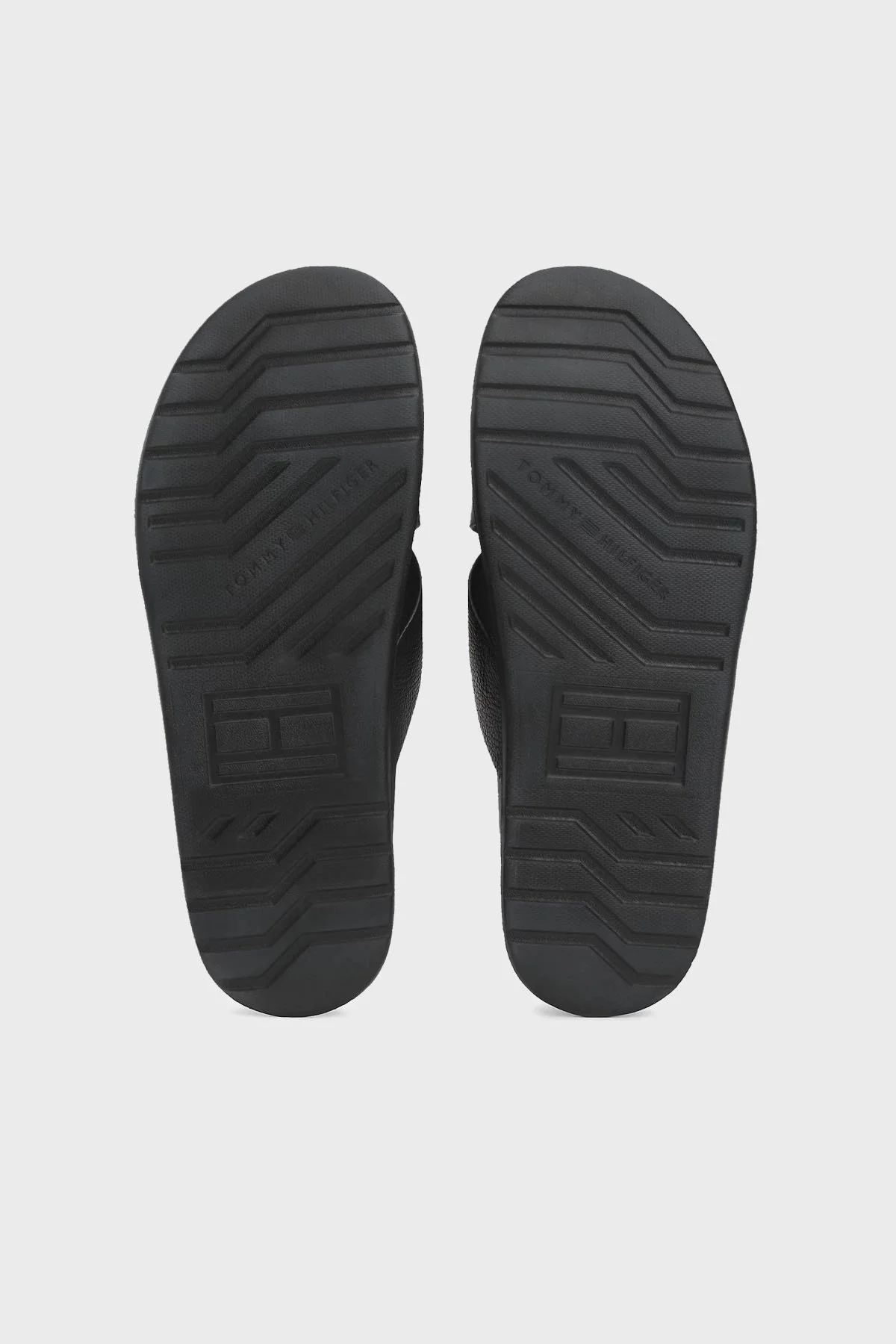 Tommy Hilfiger % 100 Deri Çapraz Çift Bantlı Erkek Sandalet FM0FM05358 BDS SİYAH - 7