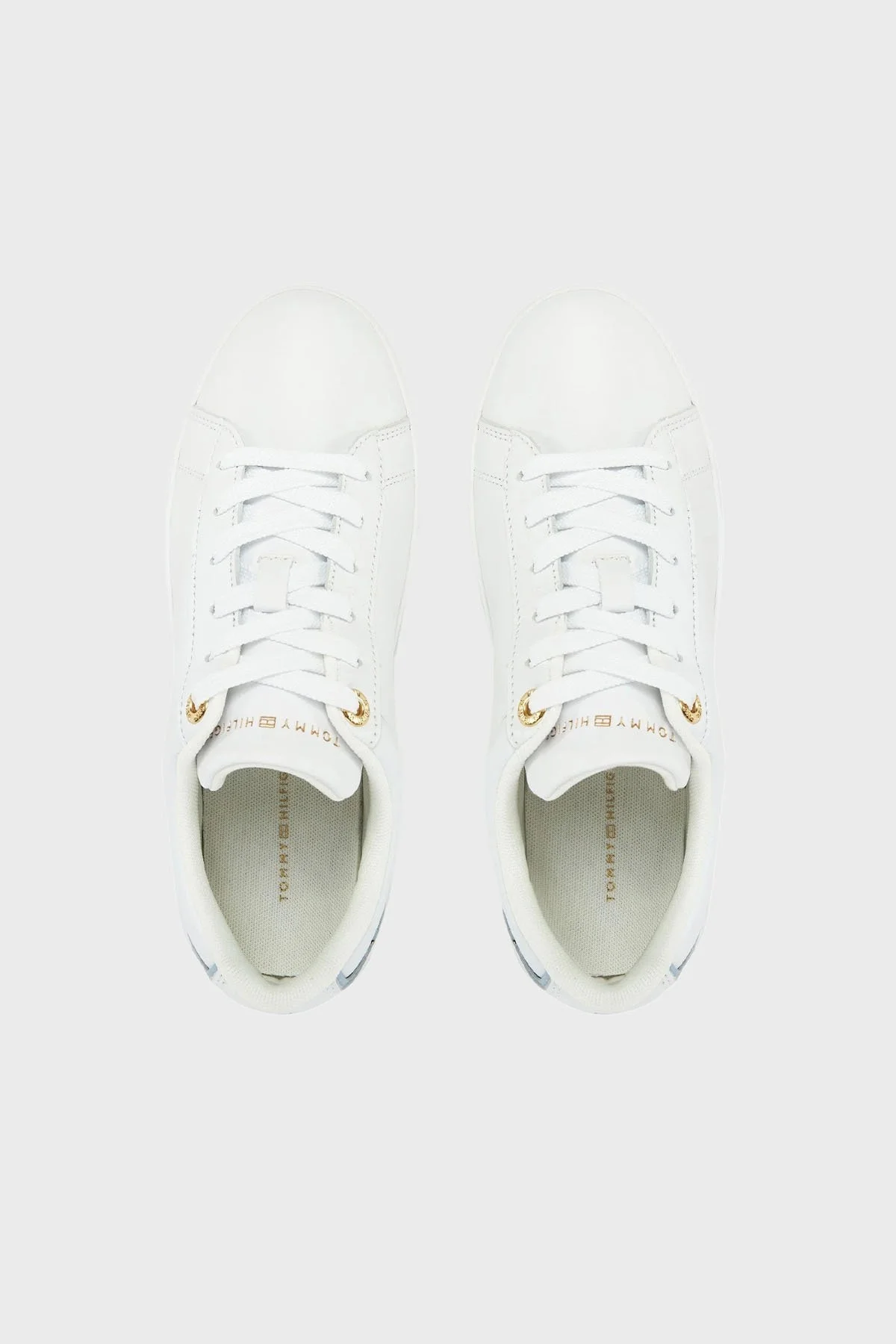 Tommy Hilfiger % 100 Deri Logolu Sneaker Bayan Ayakkabı FW0FW08642 YBS BEYAZ - 8