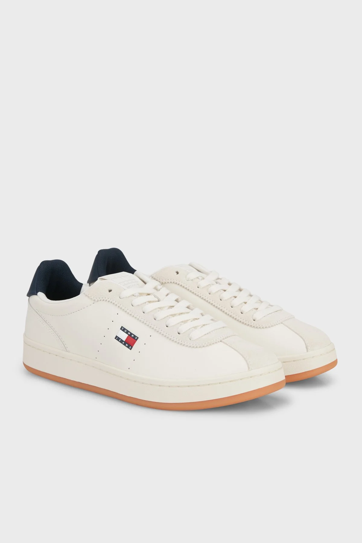 Tommy Hilfiger % 100 Deri Logolu Sneaker Erkek Ayakkabı EM0EM01687 0K8 Beyaz - 3