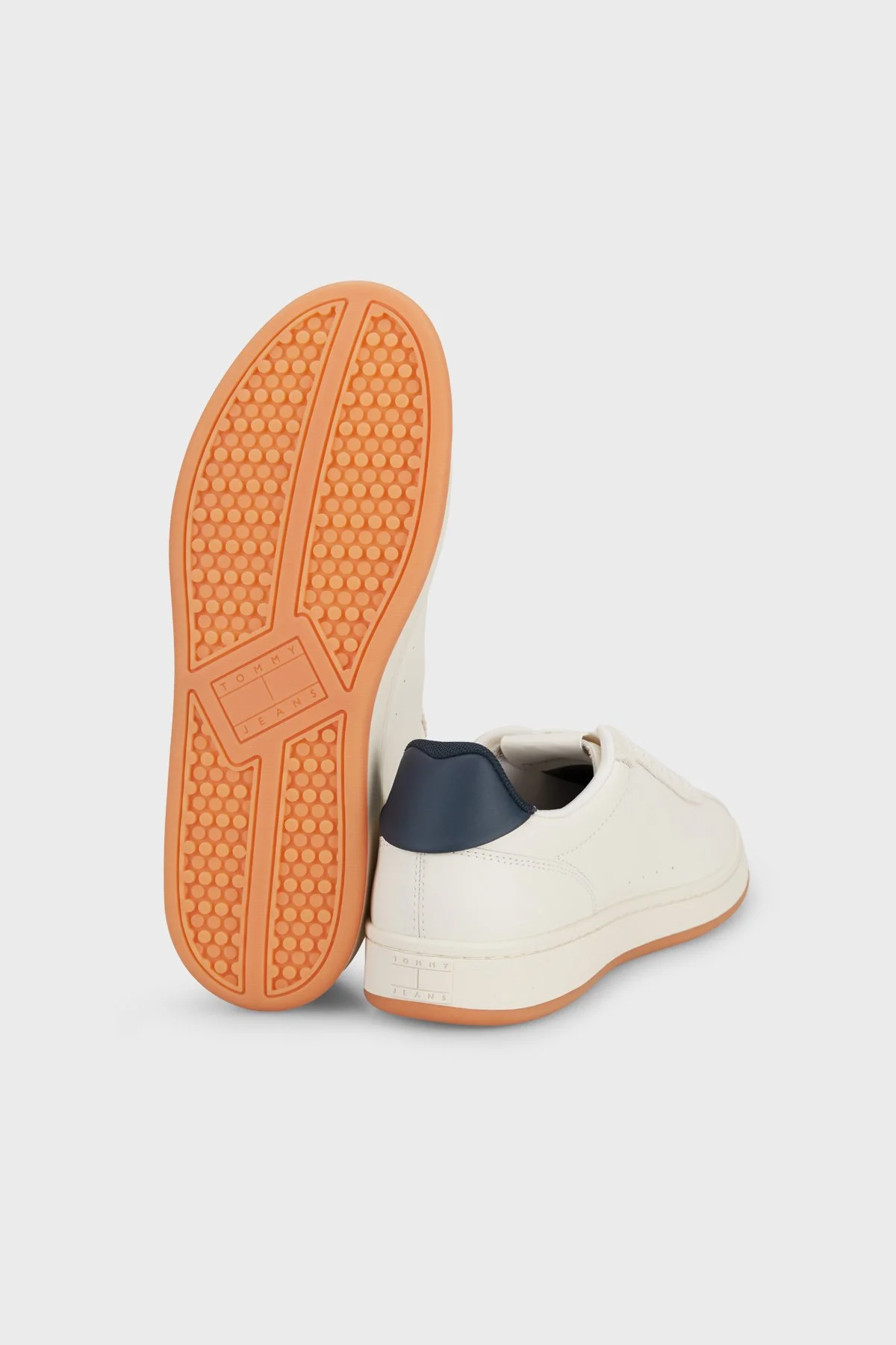 Tommy Hilfiger % 100 Deri Logolu Sneaker Erkek Ayakkabı EM0EM01687 0K8 Beyaz - 4