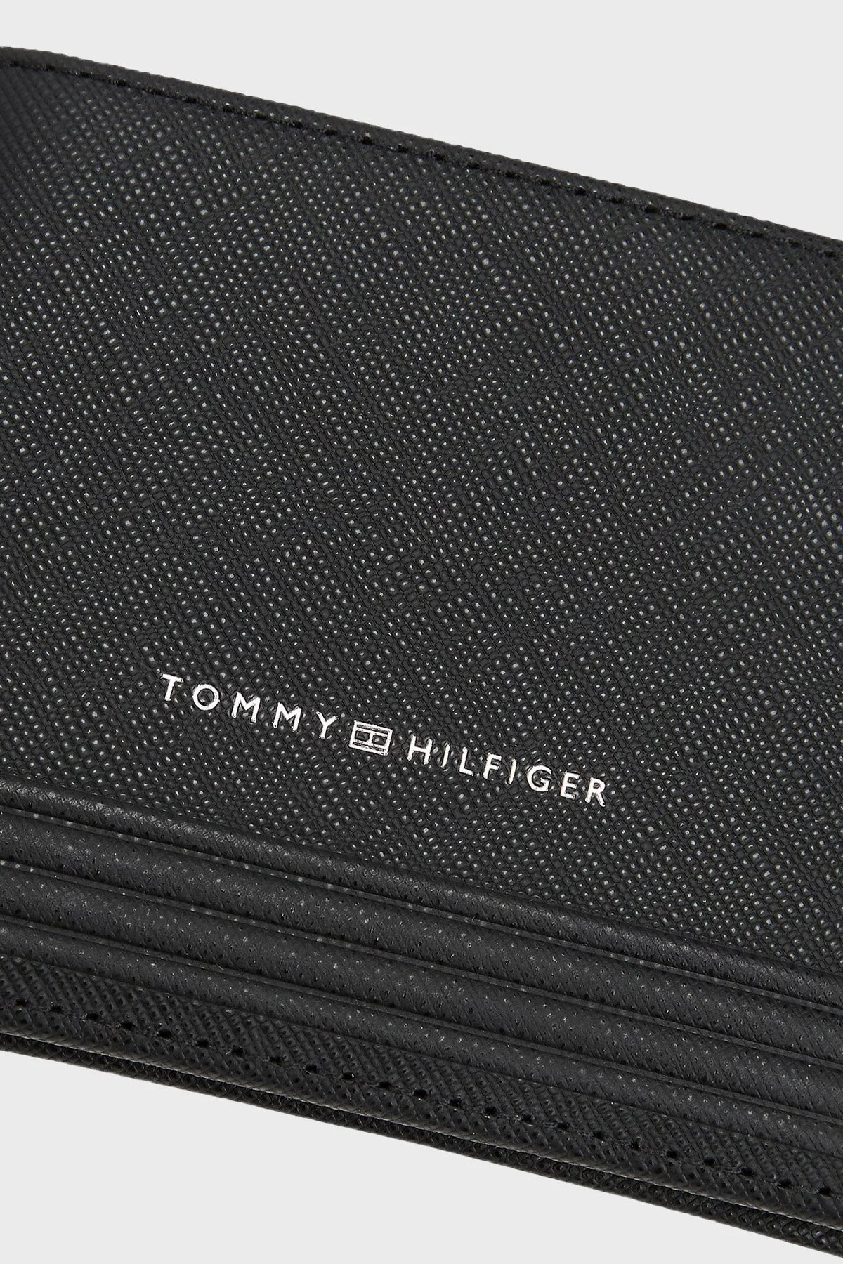 Tommy Hilfiger % 100 Deri Monogram Logo Baskılı Erkek Cüzdan AM0AM13258 BDS SİYAH - 4