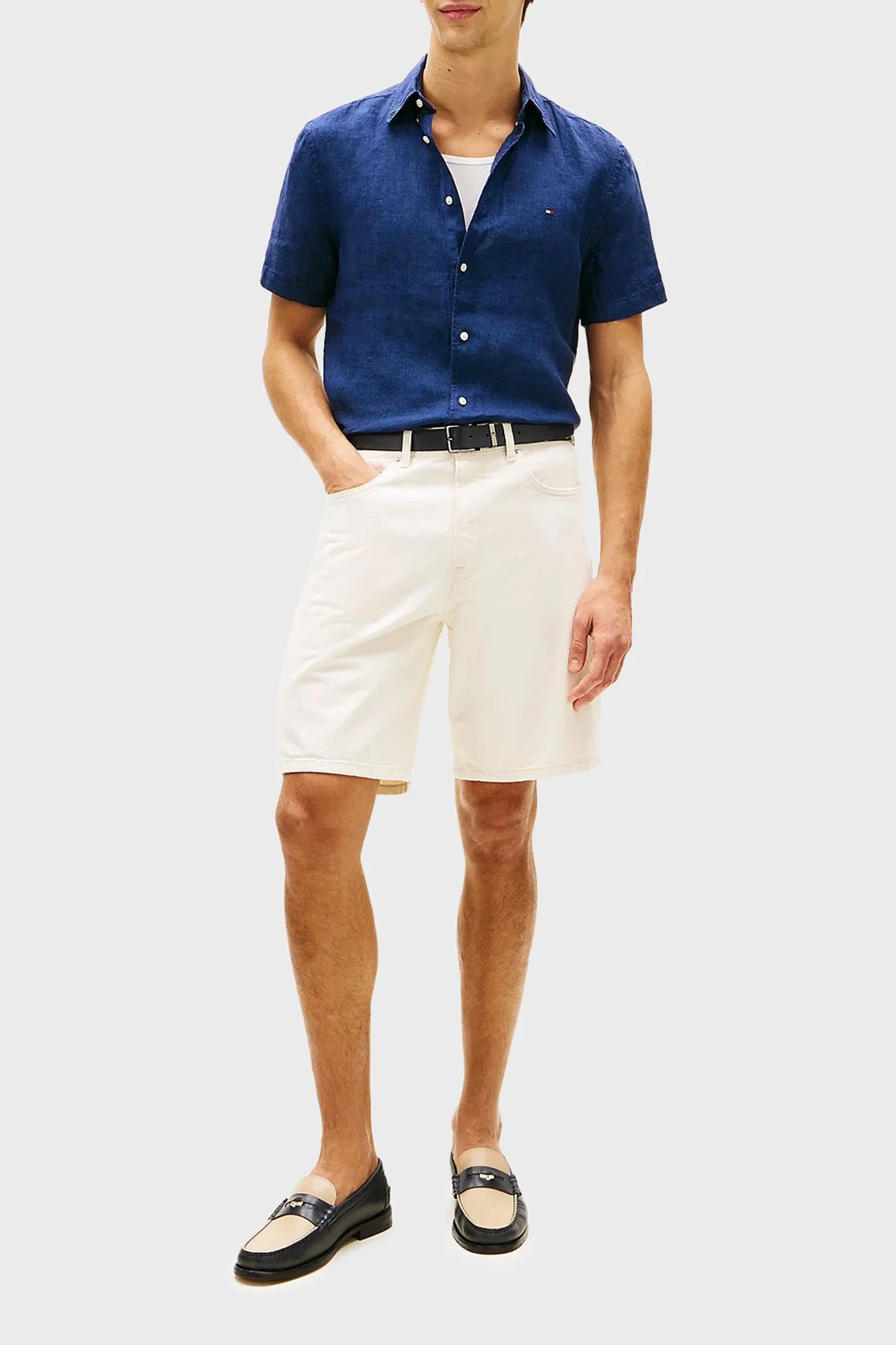 Tommy Hilfiger % 100 Keten Regular Fit Kısa Kollu Erkek Gömlek MW0MW41531 DCC LACİVERT - 2
