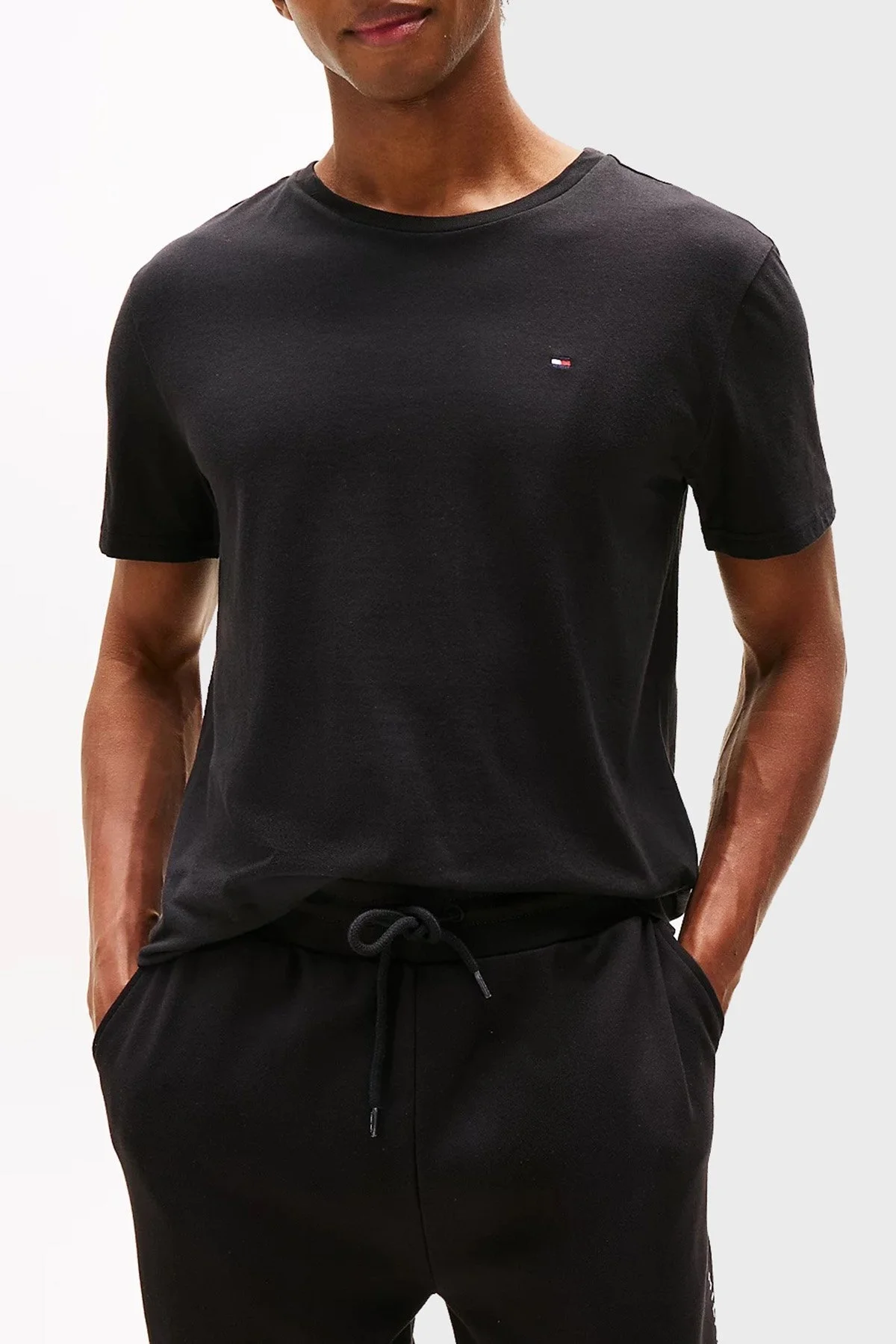 Tommy Hilfiger % 100 Pamuk Regular Fit Bisiklet Yaka 3 Pack Erkek T Shirt UM0UM03379 05F SİYAH-BEYAZ-GRİ - 3