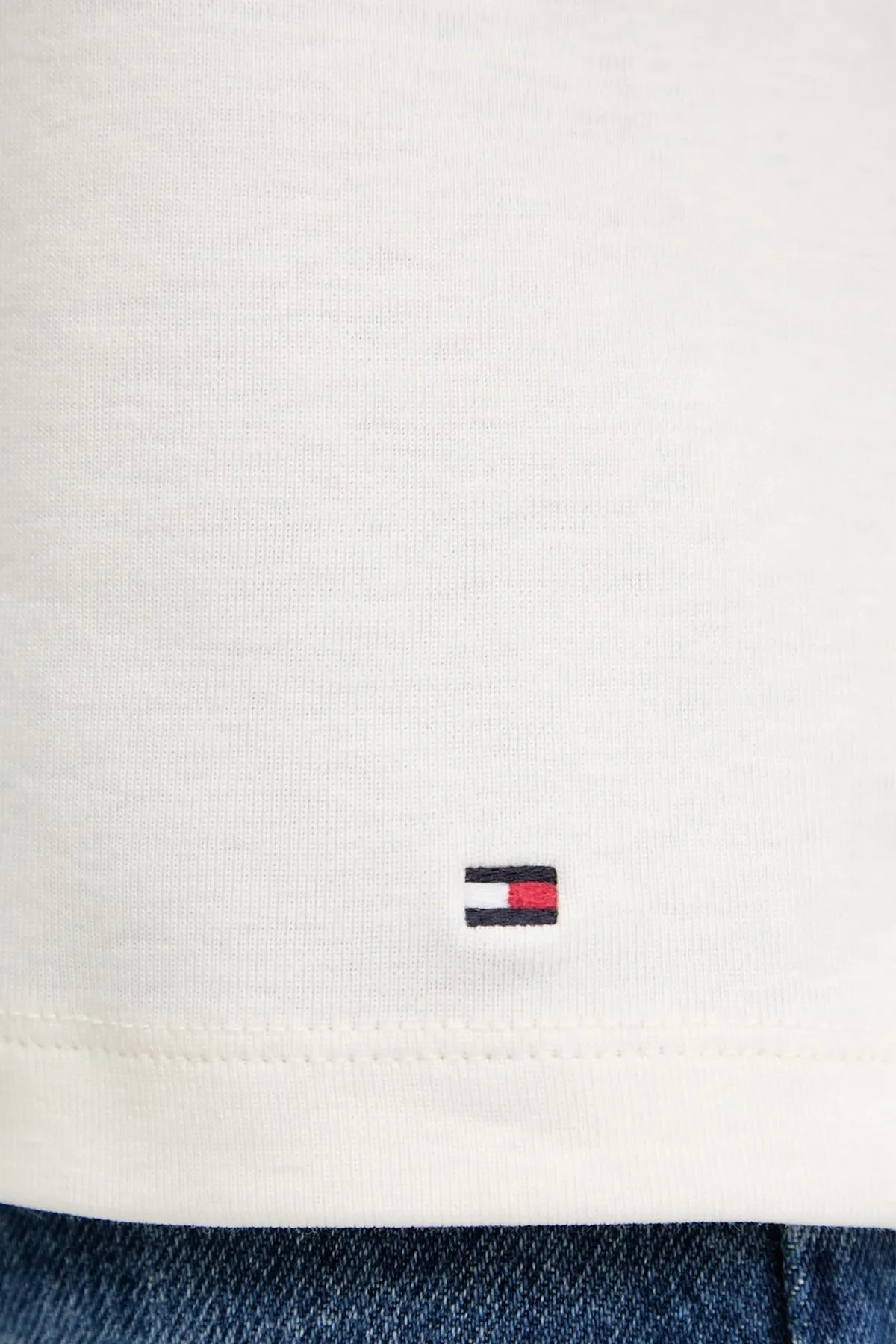 Tommy Hilfiger % 100 Pamuk Regular Fit Bisiklet Yaka Bayan T Shirt WW0WW45628 YA8 BEYAZ - 5