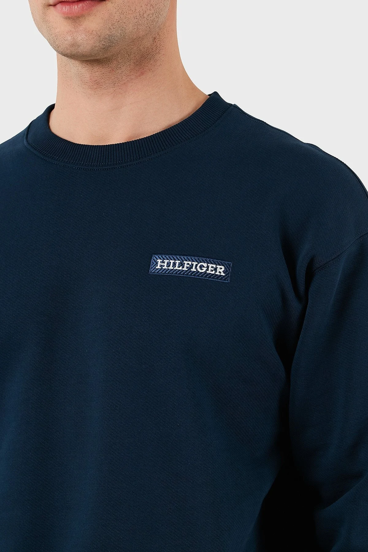 Tommy Hilfiger % 100 Pamuk Regular Fit Bisiklet Yaka Erkek Sweat MW0MW37857 DAF LACİVERT - 10