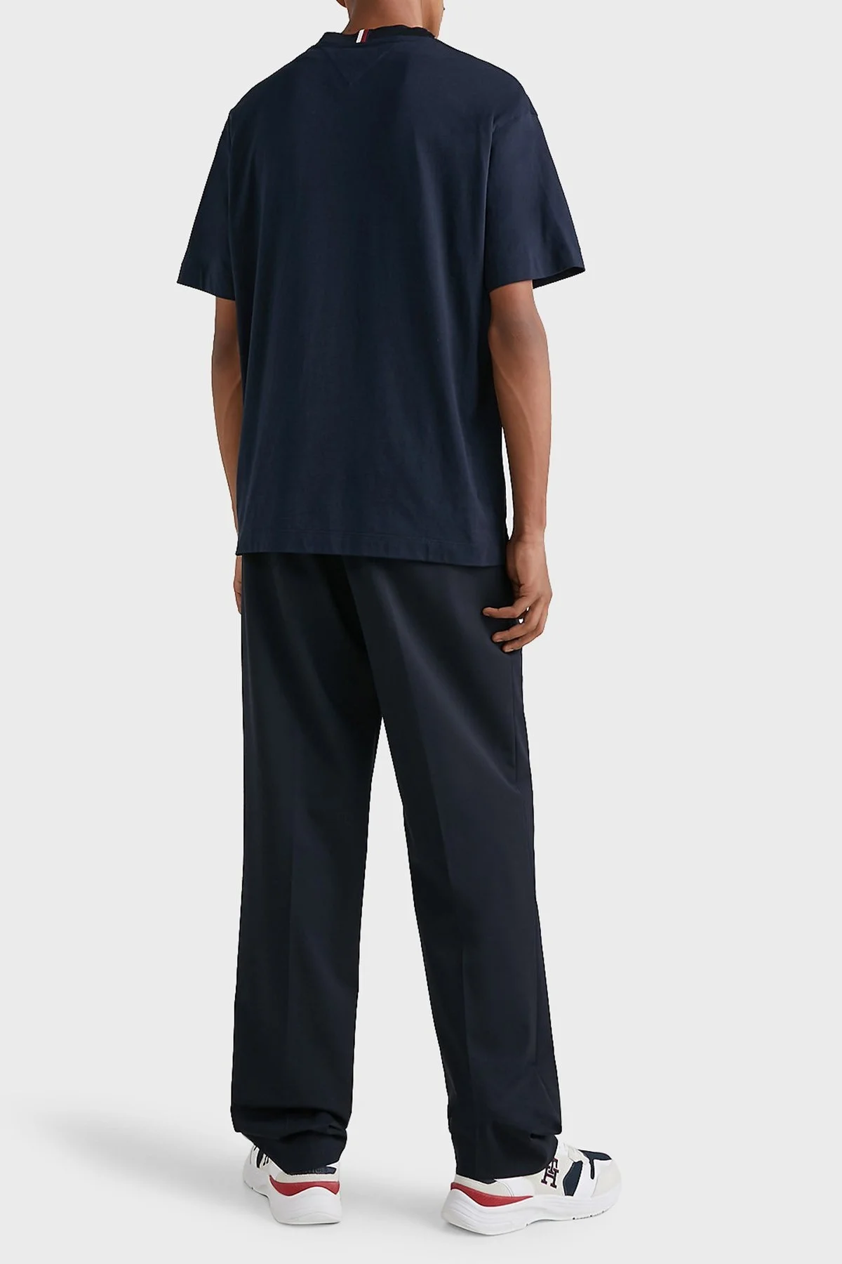 Tommy Hilfiger % 100 Pamuk Regular Fit Bisiklet Yaka Erkek T Shirt MW0MW30042 DW5 LACİVERT - 3