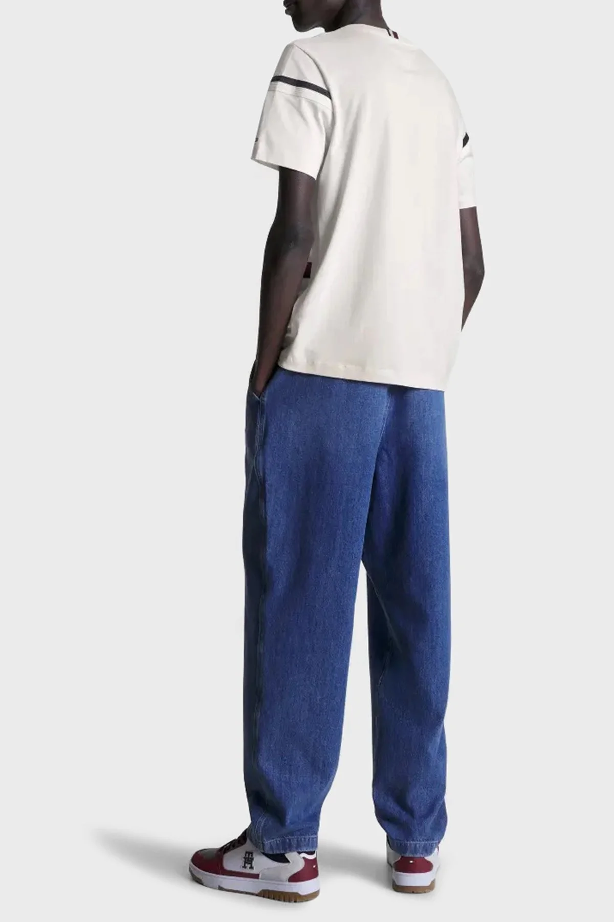 Tommy Hilfiger % 100 Pamuk Regular Fit Bisiklet Yaka Erkek T Shirt MW0MW31541 AC0 KREM - 3