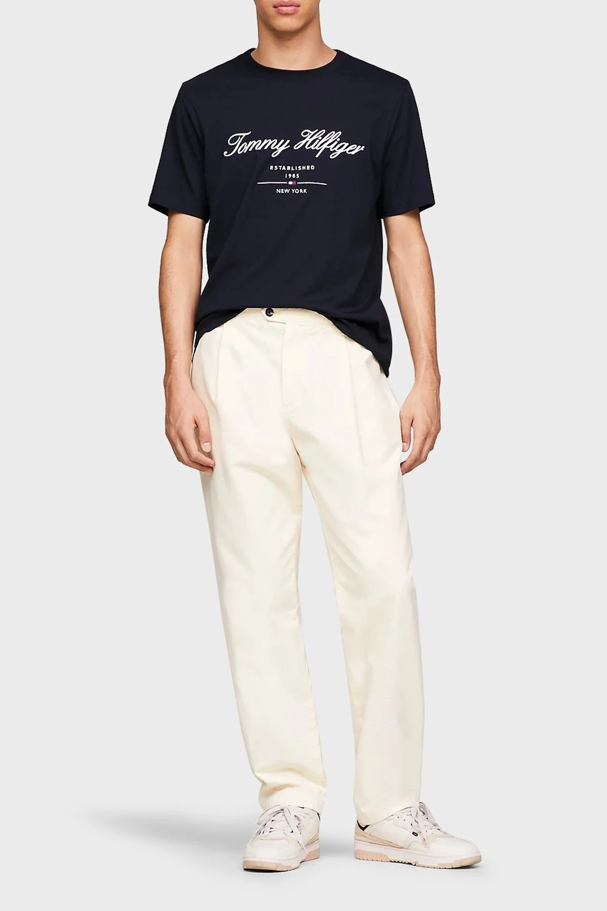 Tommy Hilfiger % 100 Pamuk Regular Fit Bisiklet Yaka Erkek T Shirt MW0MW33691 DW5 LACİVERT - 7