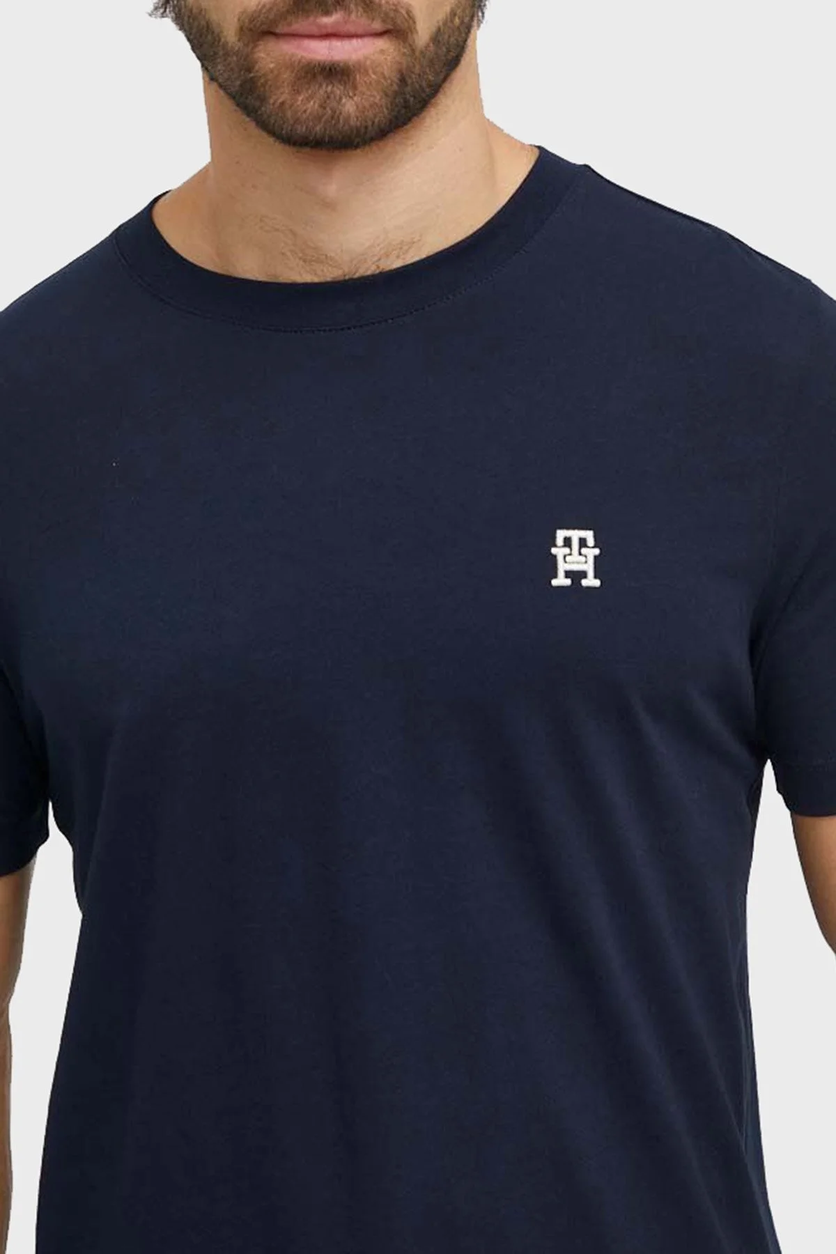 Tommy Hilfiger % 100 Pamuk Regular Fit Bisiklet Yaka Erkek T Shirt MW0MW33987 DW5 LACİVERT - 3
