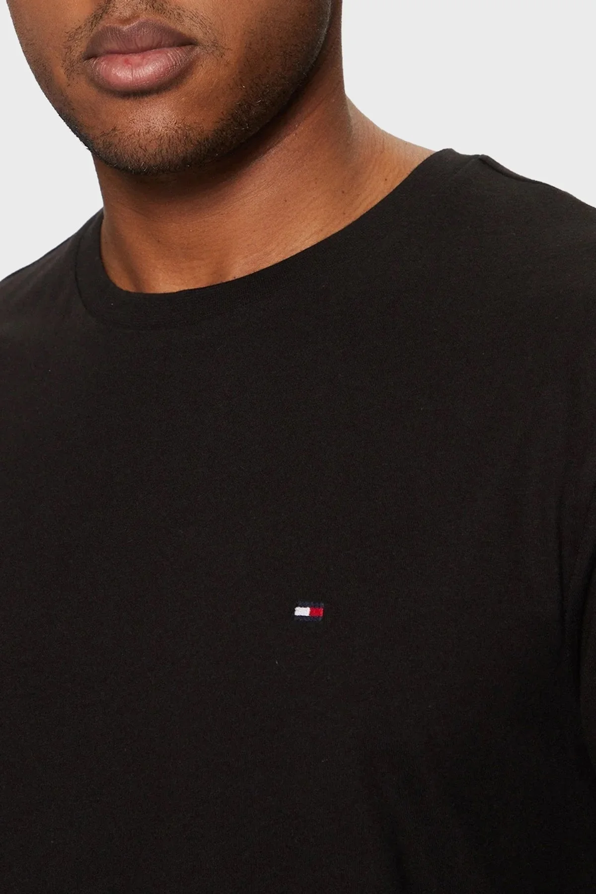 Tommy Hilfiger % 100 Pamuk Regular Fit Bisiklet Yaka Erkek T Shirt MW0MW37267 BDS SİYAH - 9