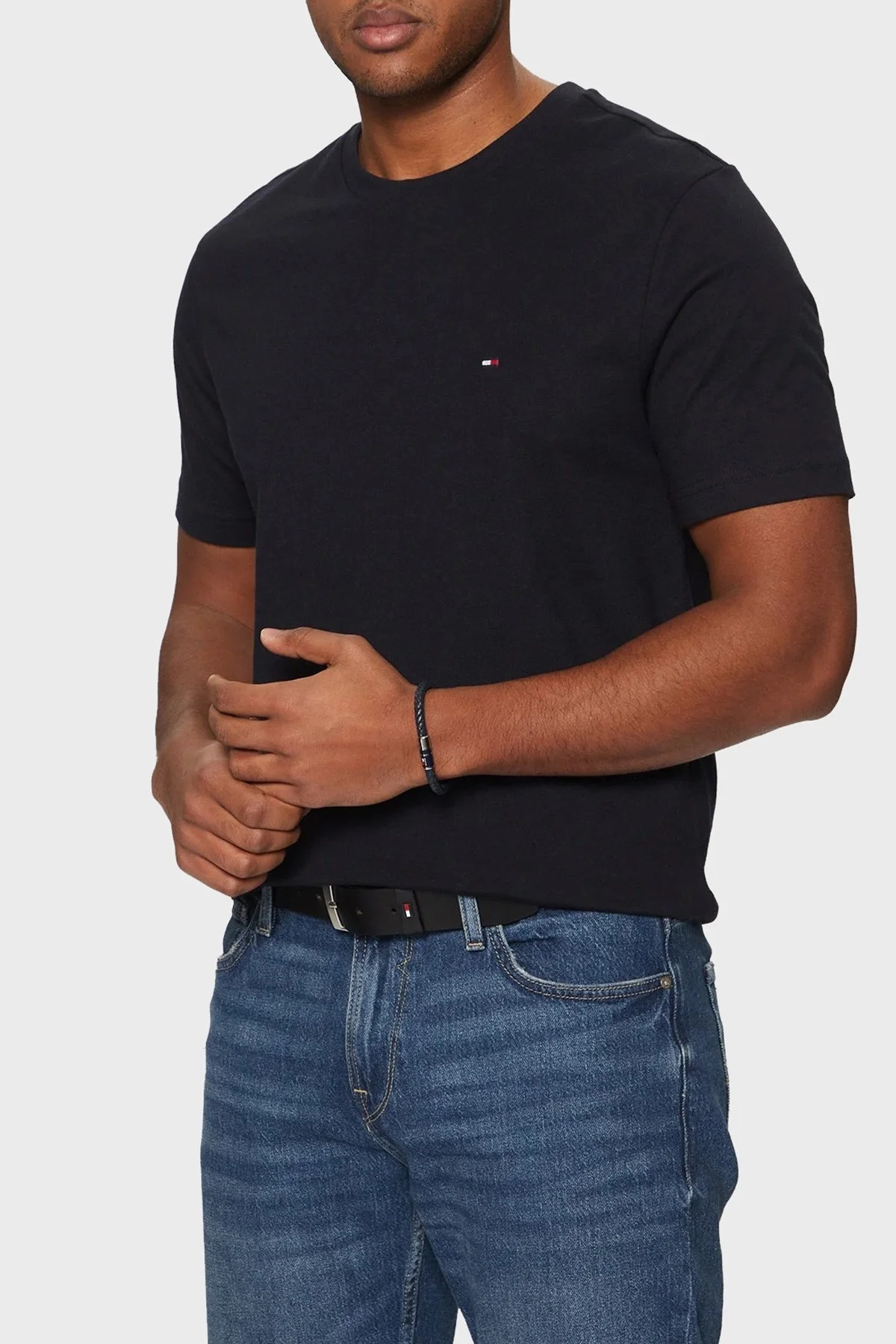 Tommy Hilfiger % 100 Pamuk Regular Fit Bisiklet Yaka Erkek T Shirt MW0MW37267 DW5 LACİVERT - 1