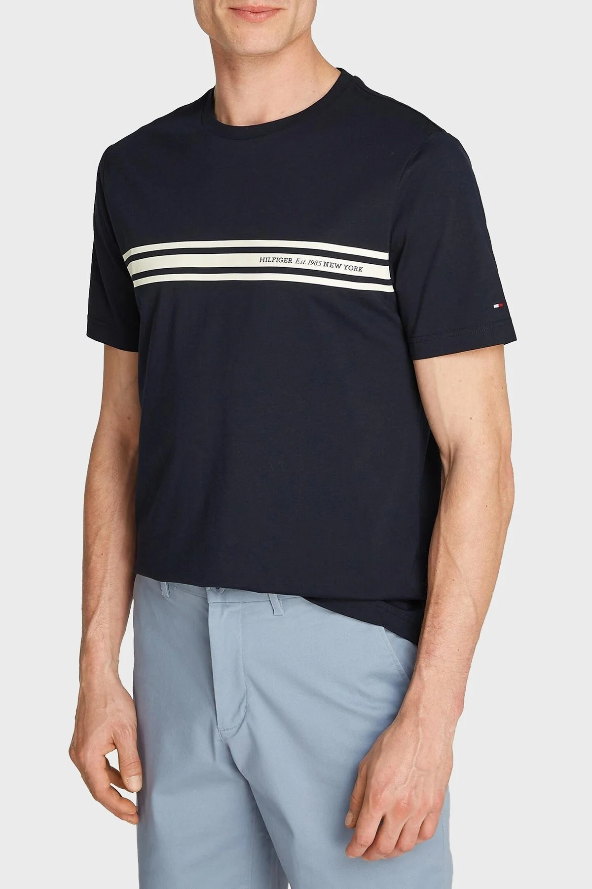 Tommy Hilfiger % 100 Pamuk Regular Fit Bisiklet Yaka Erkek T Shirt MW0MW37443 DW5 LACİVERT - 1