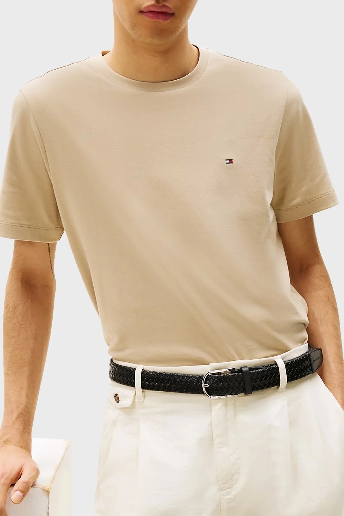 Tommy Hilfiger % 100 Pamuk Regular Fit Bisiklet Yaka Erkek T Shirt MW0MW37508 RBT KUM - 9