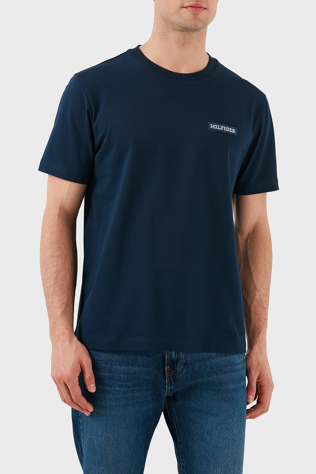 Tommy Hilfiger % 100 Pamuk Regular Fit Bisiklet Yaka Erkek T Shirt MW0MW37909 DAF LACİVERT - 7