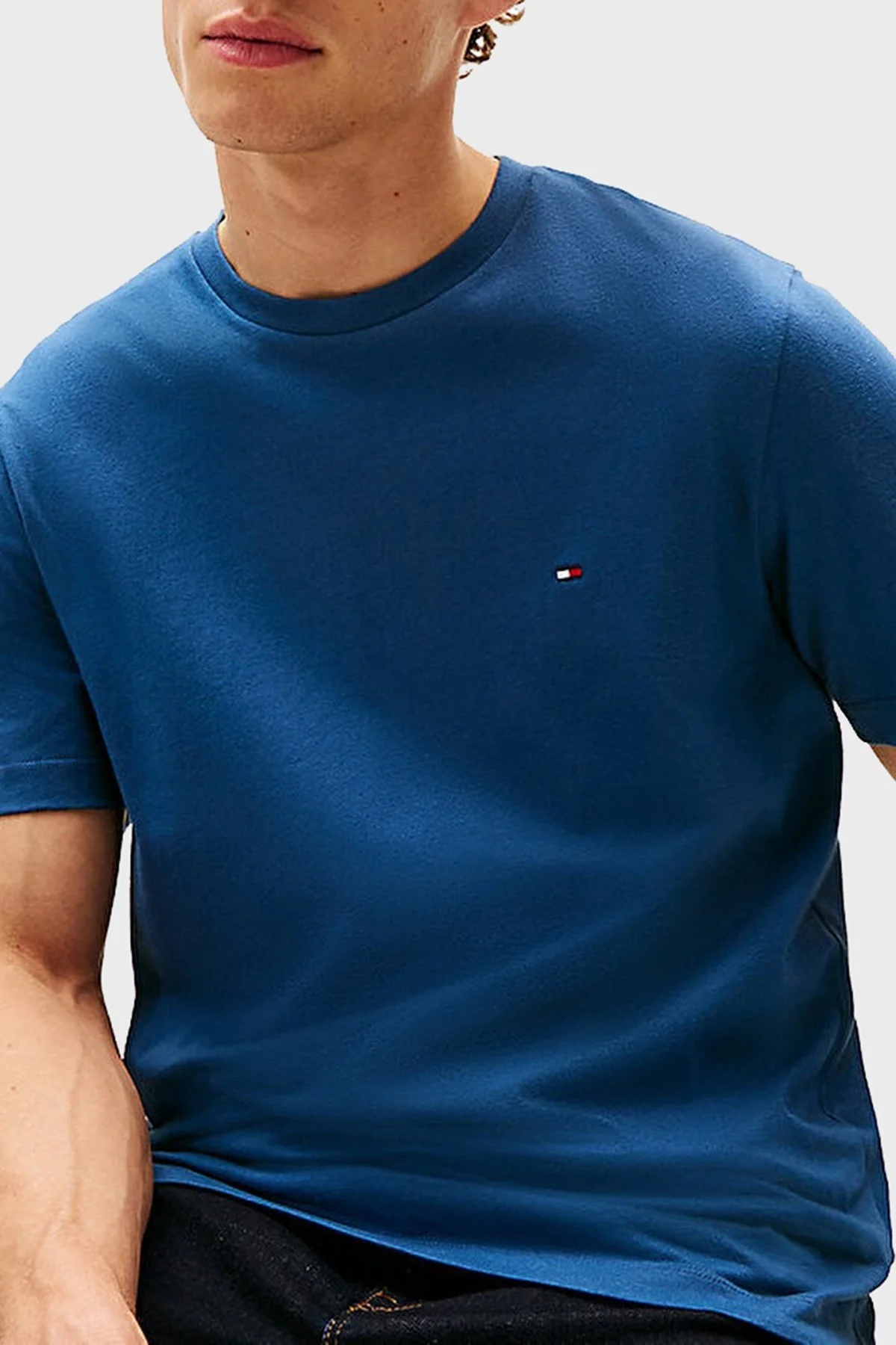 Tommy Hilfiger % 100 Pamuk Regular Fit Bisiklet Yaka Erkek T Shirt MW0MW39995 DBZ MAVİ - 4