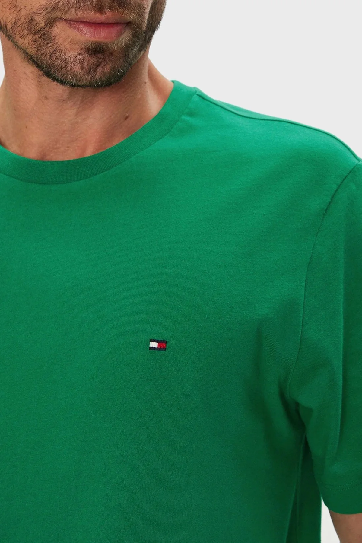 Tommy Hilfiger % 100 Pamuk Regular Fit Bisiklet Yaka Erkek T Shirt MW0MW39995 L4F YEŞİL - 4